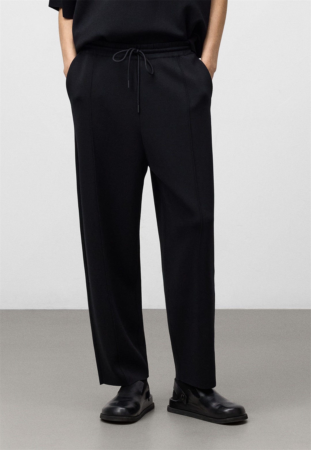 ADOLFO DOMINGUEZ CREPE JOGGER - Stoffhose - black/schwarz