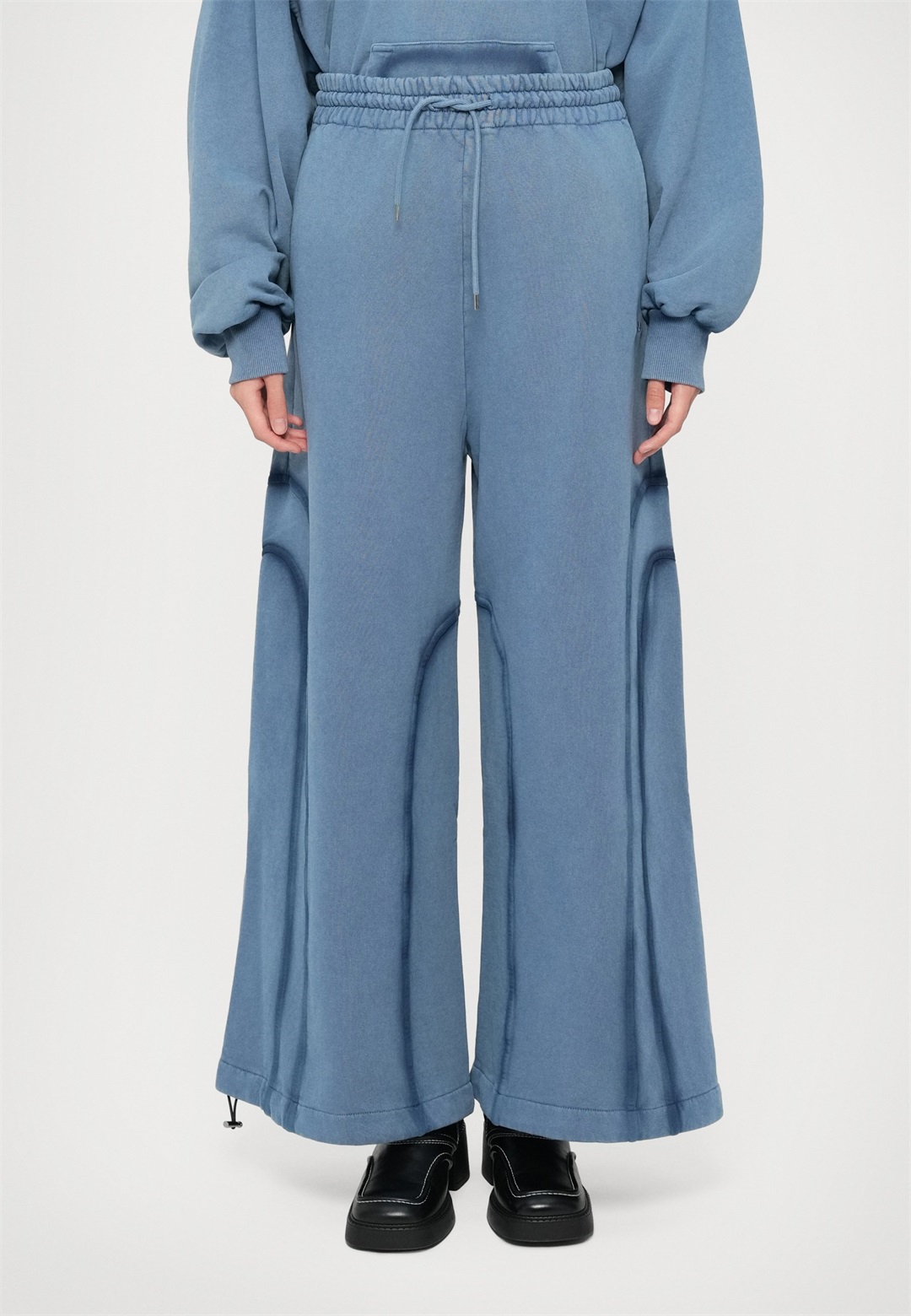 AVAVAV TRACK PANTS - Jogginghose - blue/blau