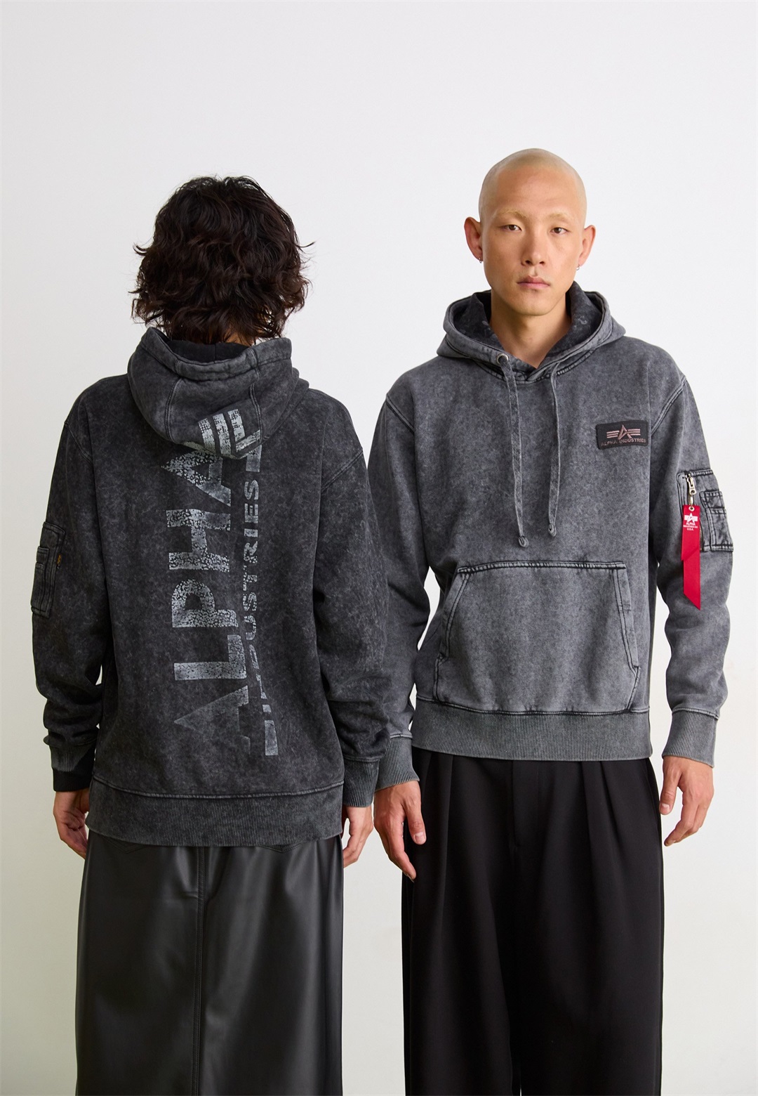 Alpha Industries BACK PRINT HOODIE VINTAGE UNISEX - Sweatshirt - black/schwarz