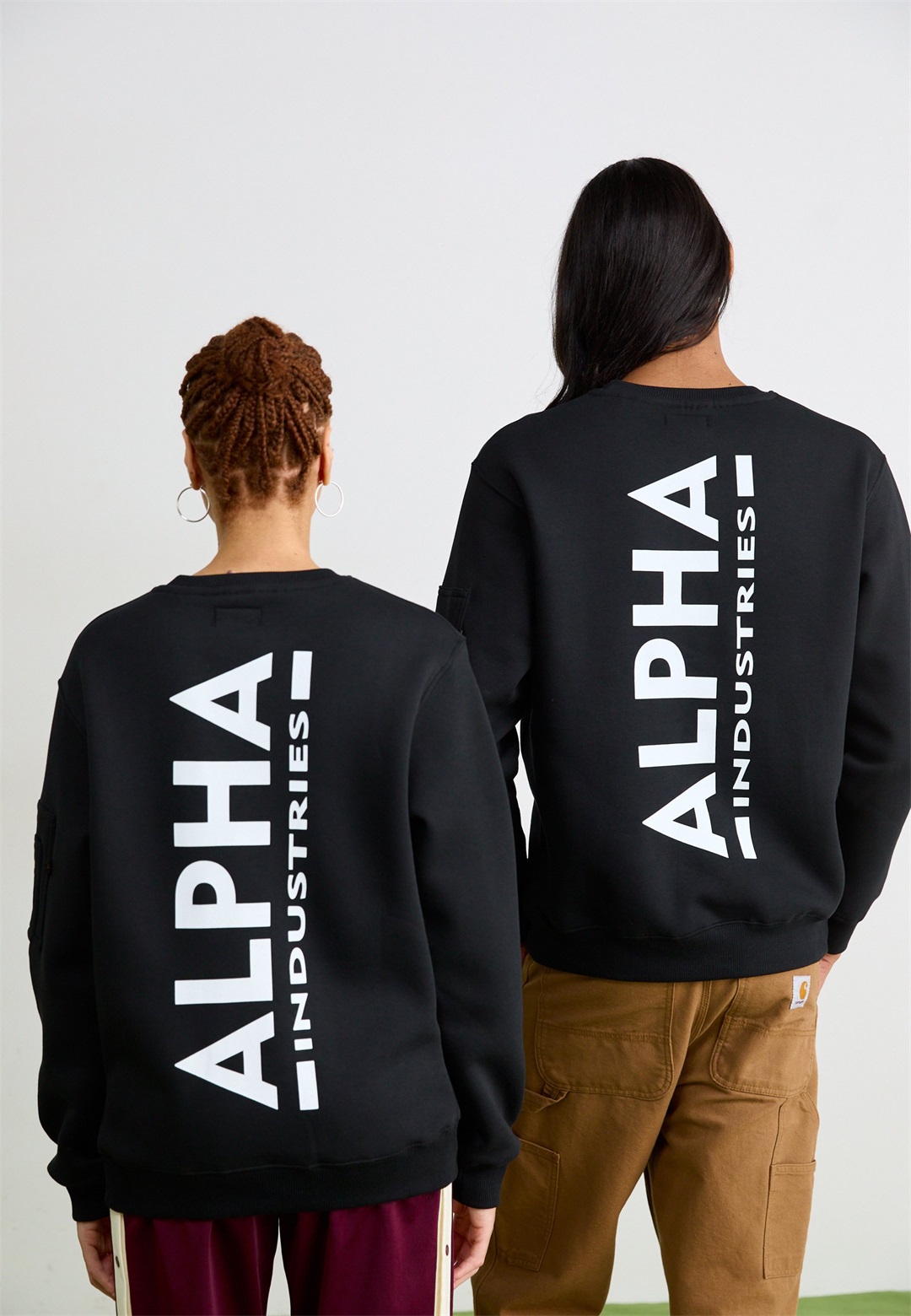 Alpha Industries BACK PRINT CREWNECK UNISEX - Sweatshirt - black/schwarz