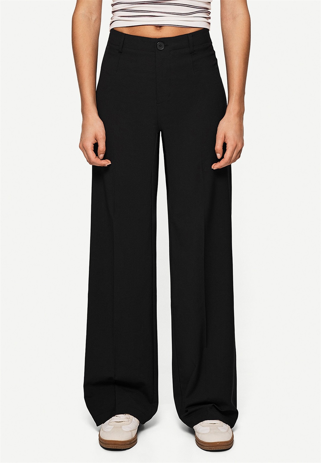 Bershka WIDE-LEG TAILORED - Stoffhose - black/schwarz