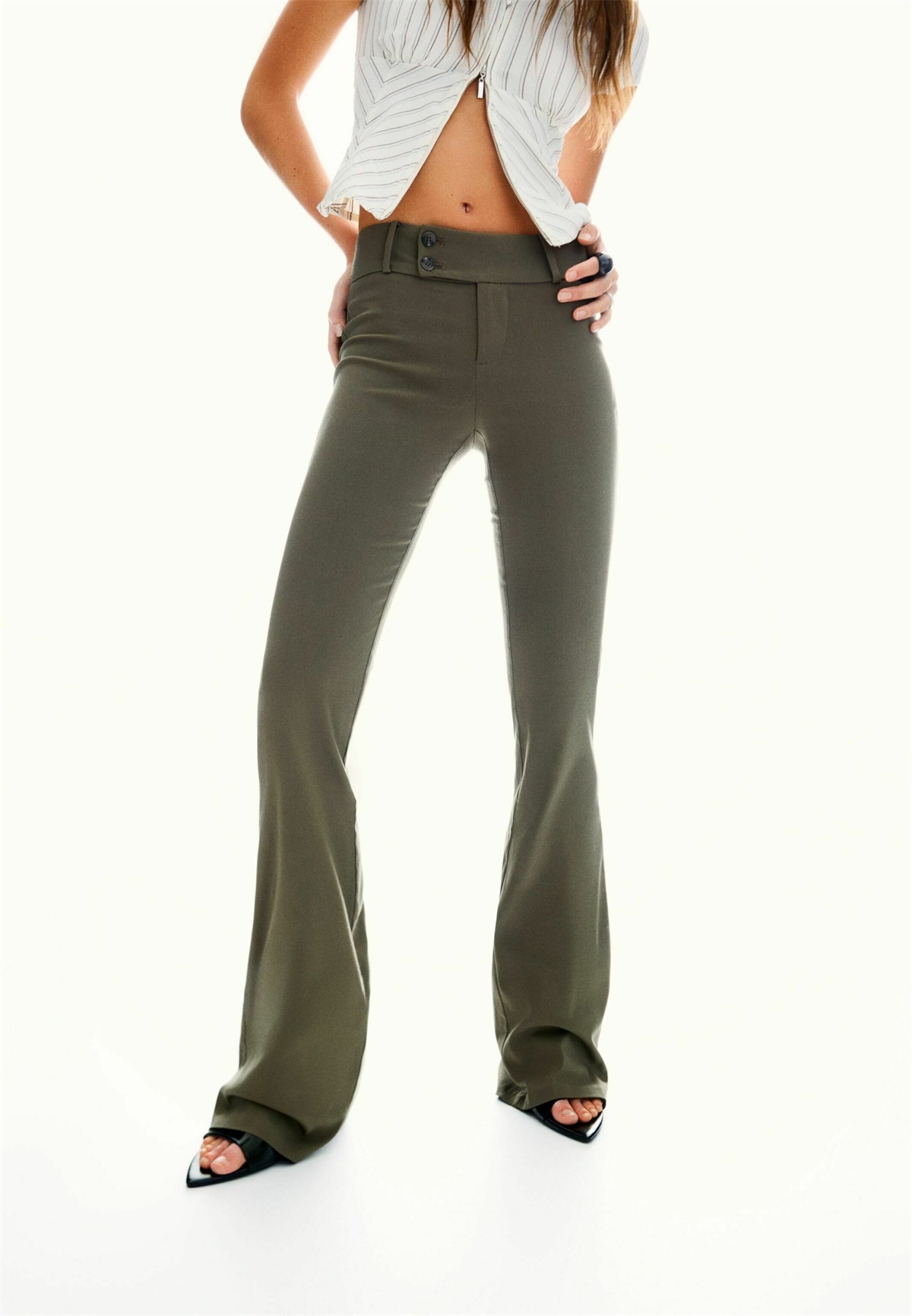 Bershka FLARED BENGALINE - 05112741 - Stoffhose - dark green/dunkelgrün