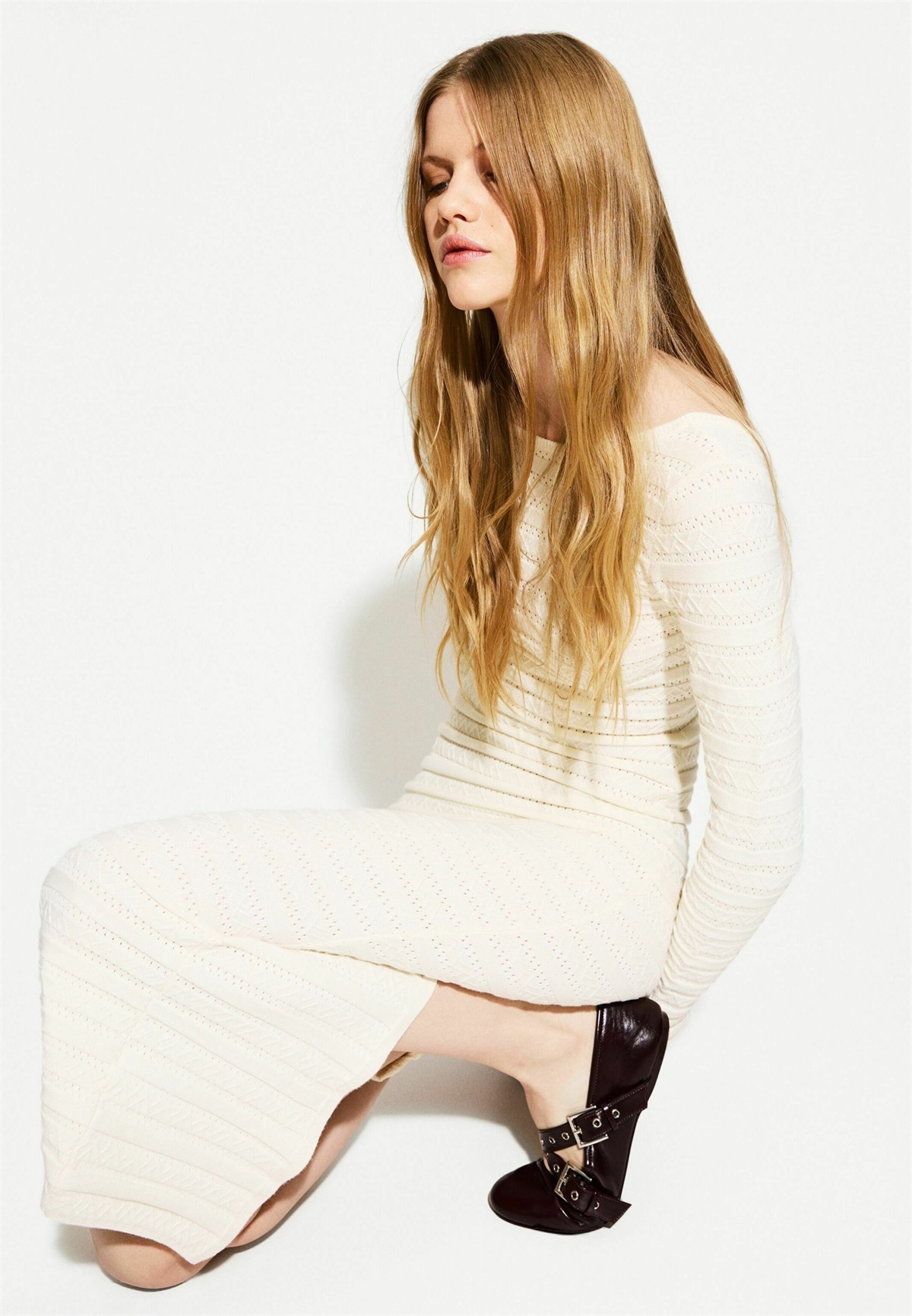 Bershka TEXTURED - Freizeitkleid - beige