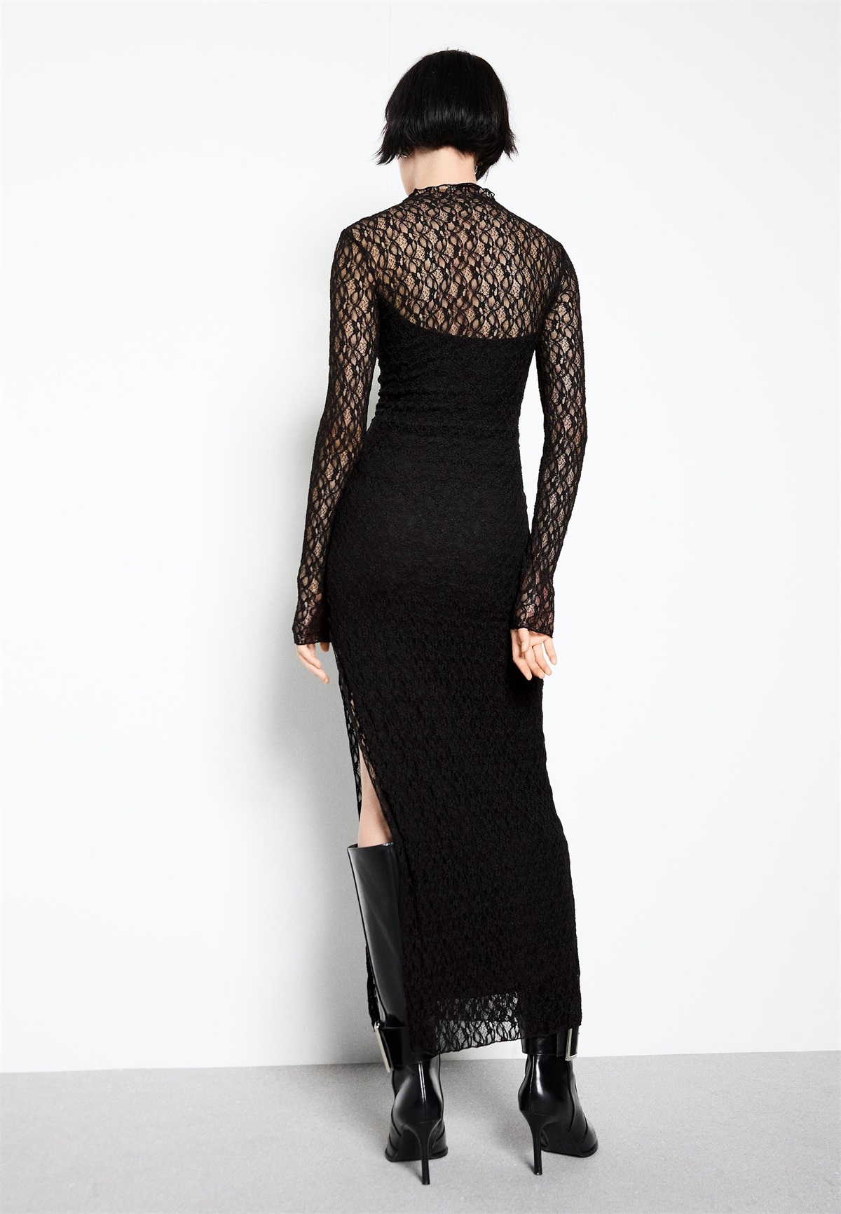 Bershka LONG-SLEEVE - Maxikleid - black/schwarz