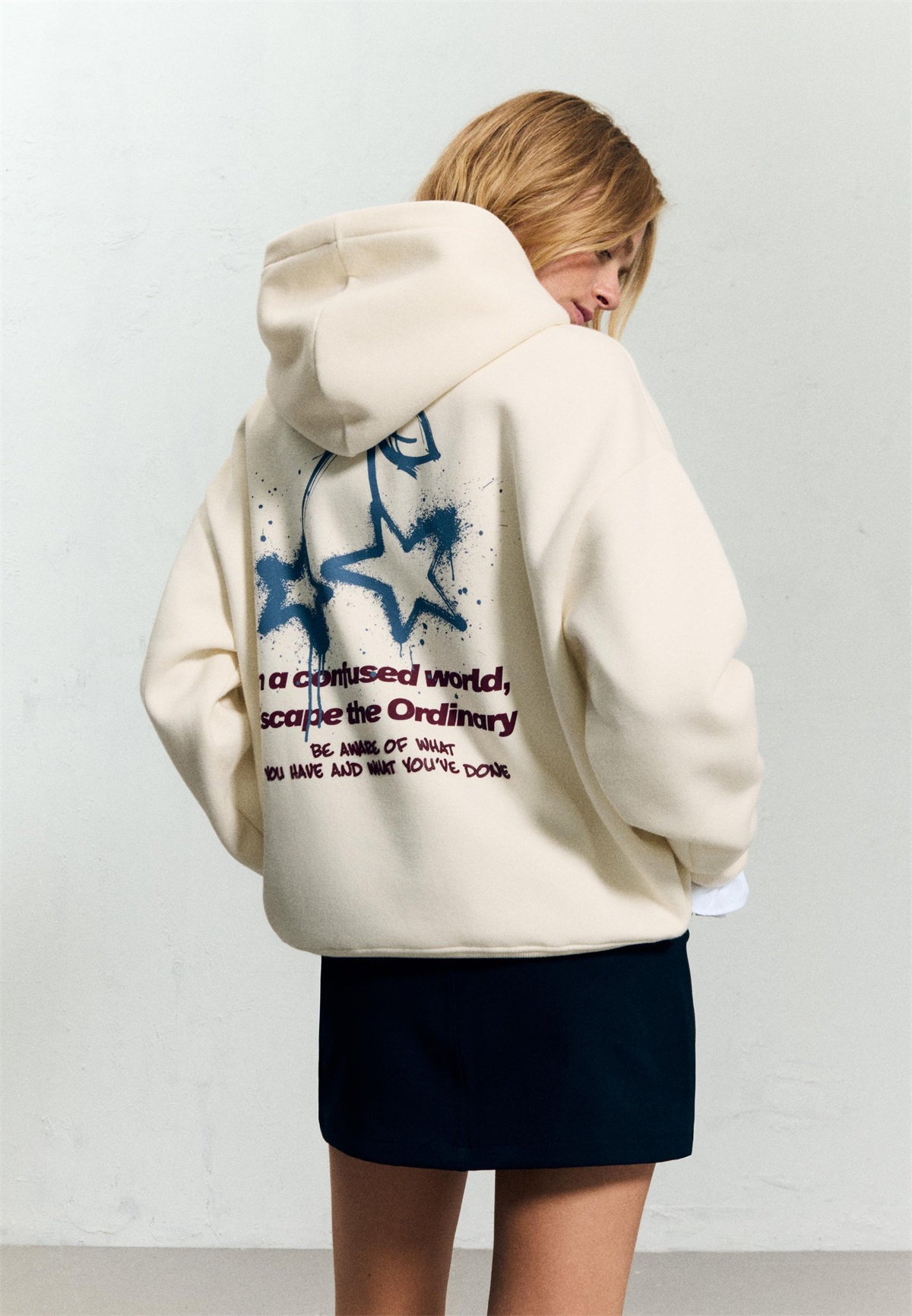 Bershka PRINTED - Kapuzenpullover - beige