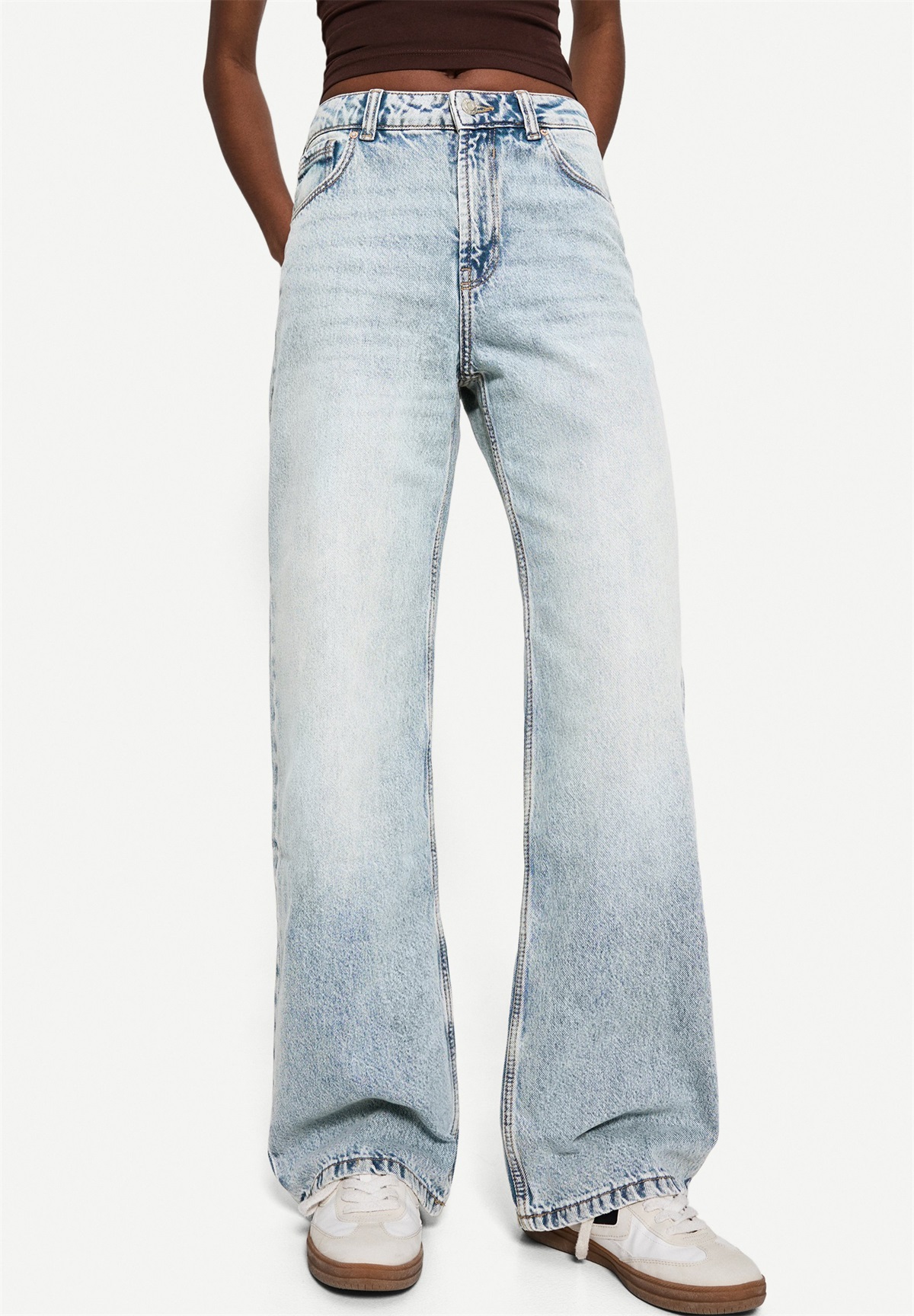 Bershka BAGGY JEANS - Loose Jeans - light blue/hellblau