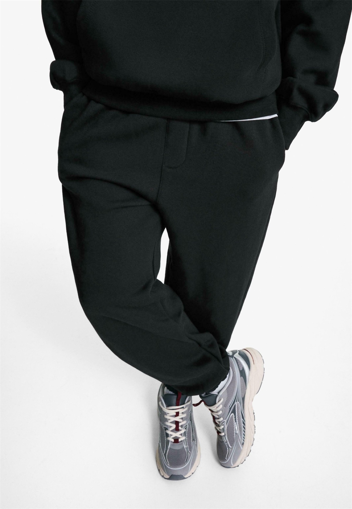 Bershka JOGGERS - Jogginghose - black/schwarz