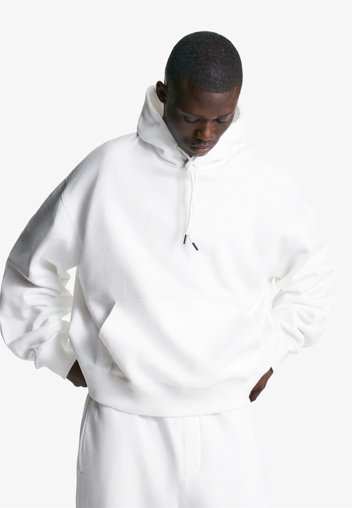 Bershka Kapuzenpullover - white/weiß