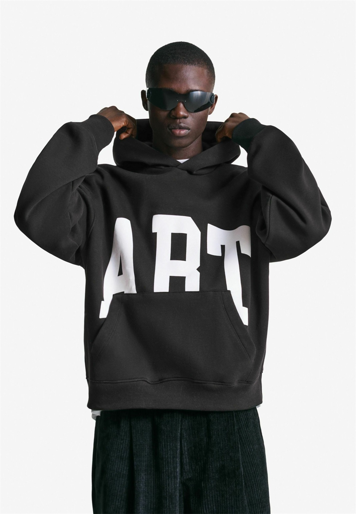 Bershka Kapuzenpullover - black/schwarz