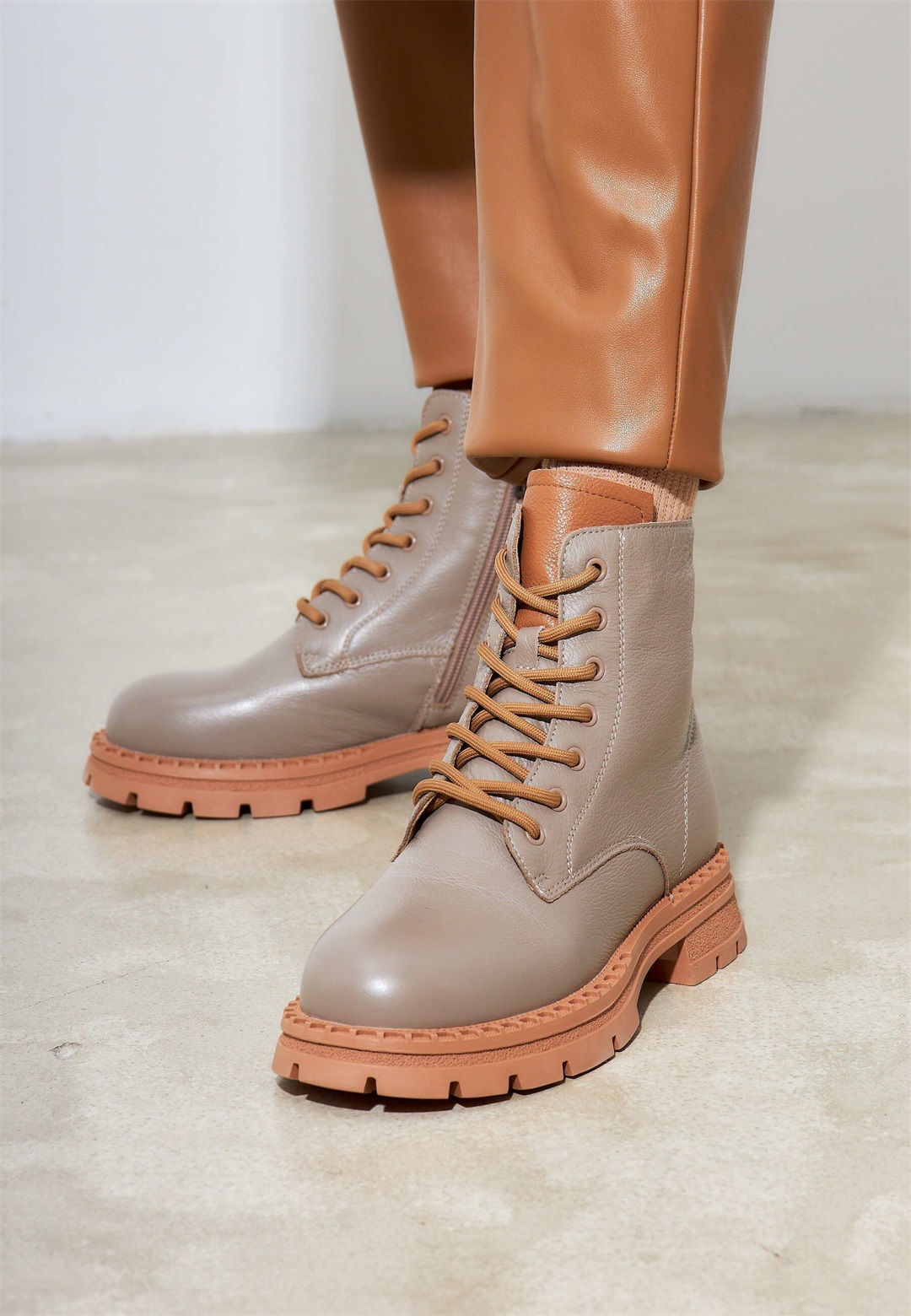 Cesare Gaspari Plateaustiefelette - beige/khaki