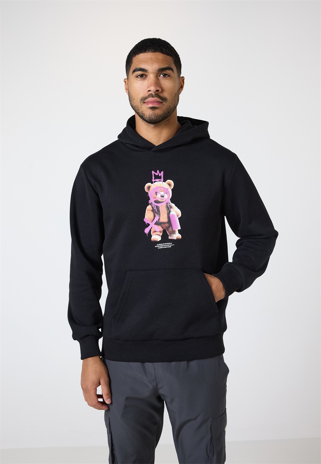 CLOSURE London SPRAY ARTIST TEDDY HOODIE - Sweatshirt - black/schwarz