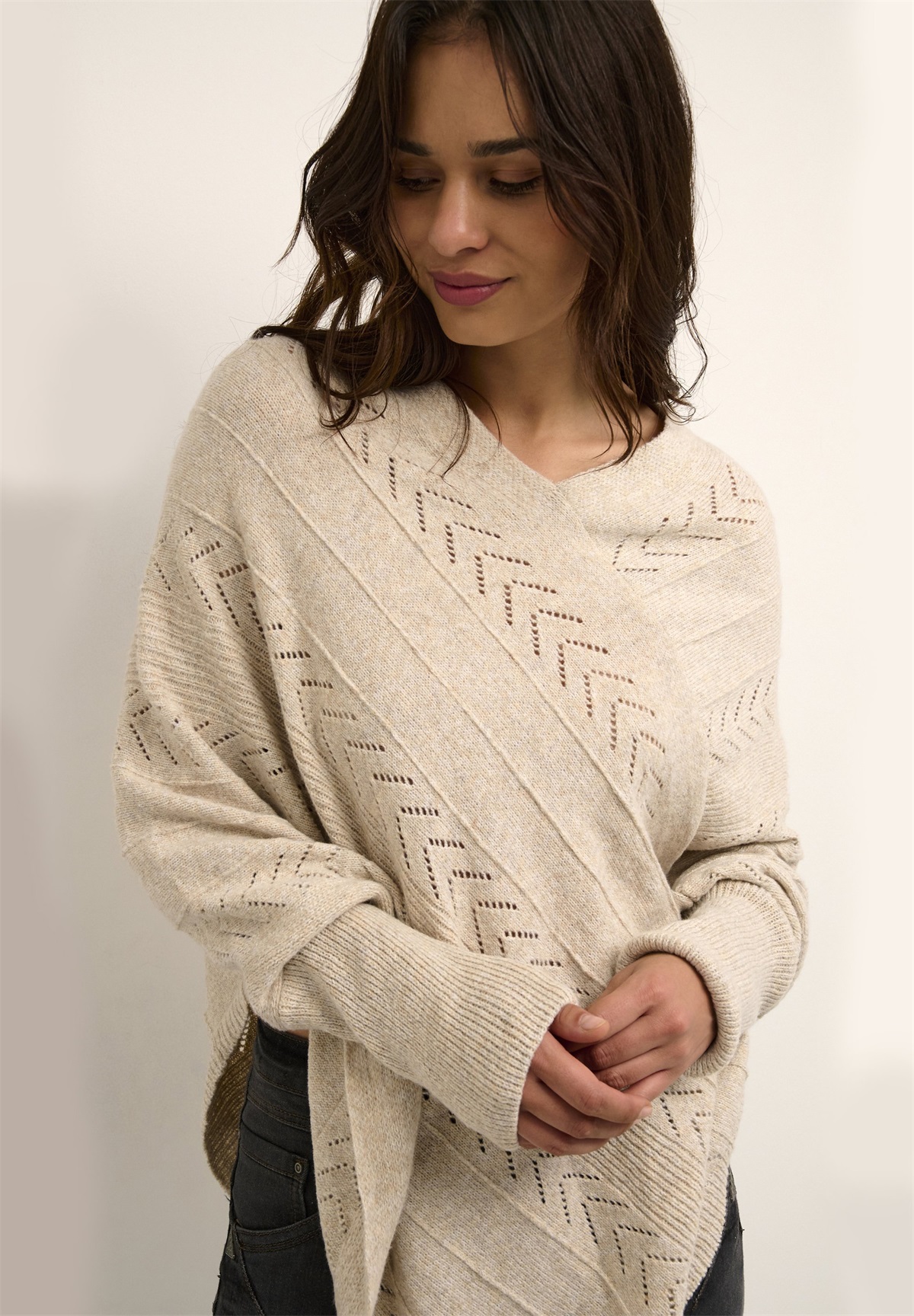 Cream HOLIDAY PONCHO - Strickpullover - oat melange/beige