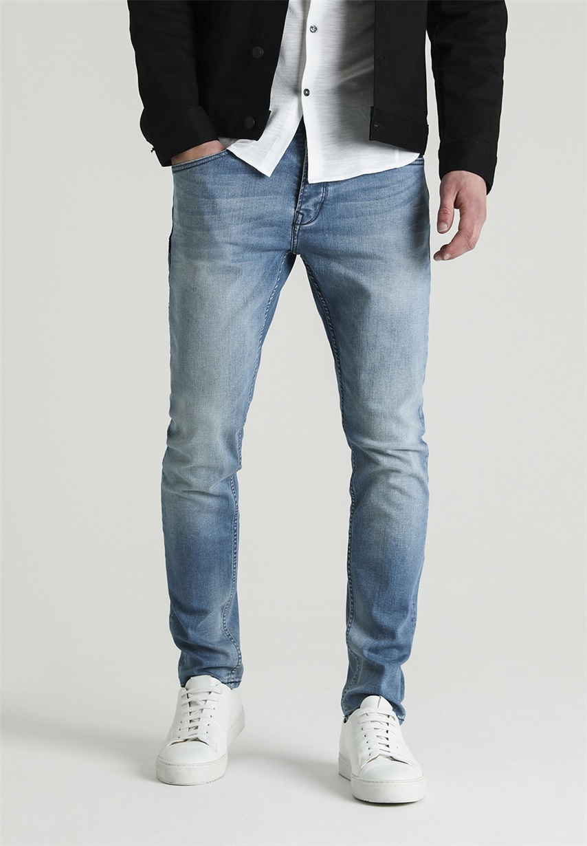 CHASIN' CROWN BARKIS - Jeans Straight Leg - blue/blau