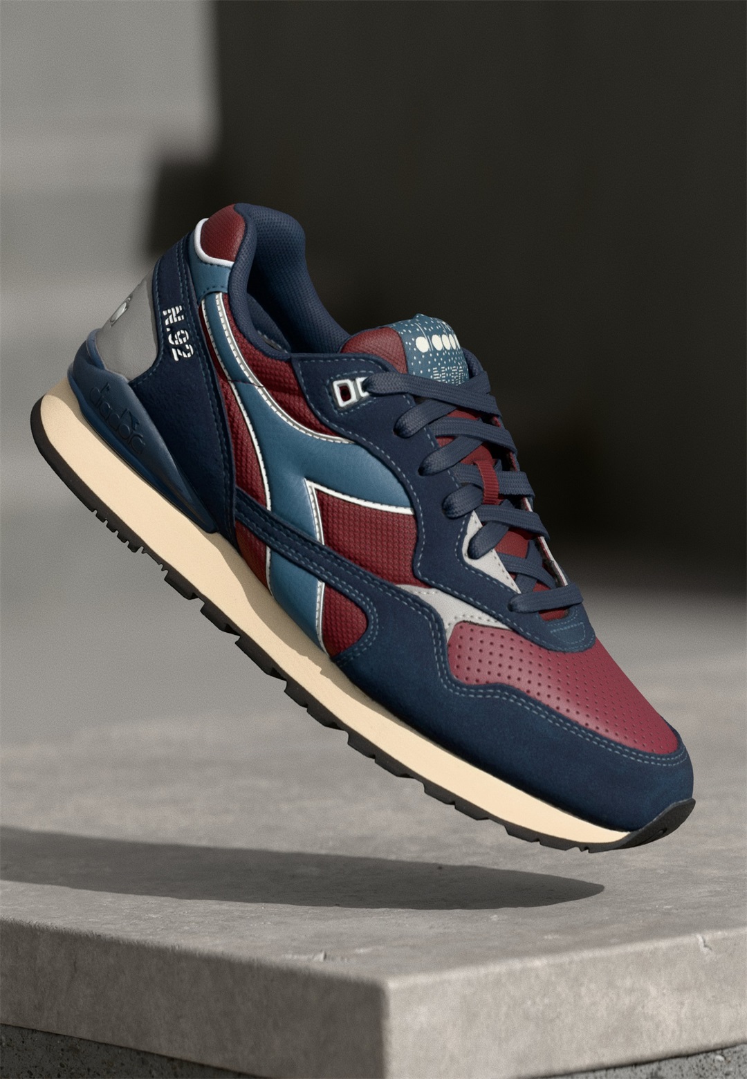 Diadora N92 ADVANCE UNISEX - Sneaker low - cabernet/dunkelblau