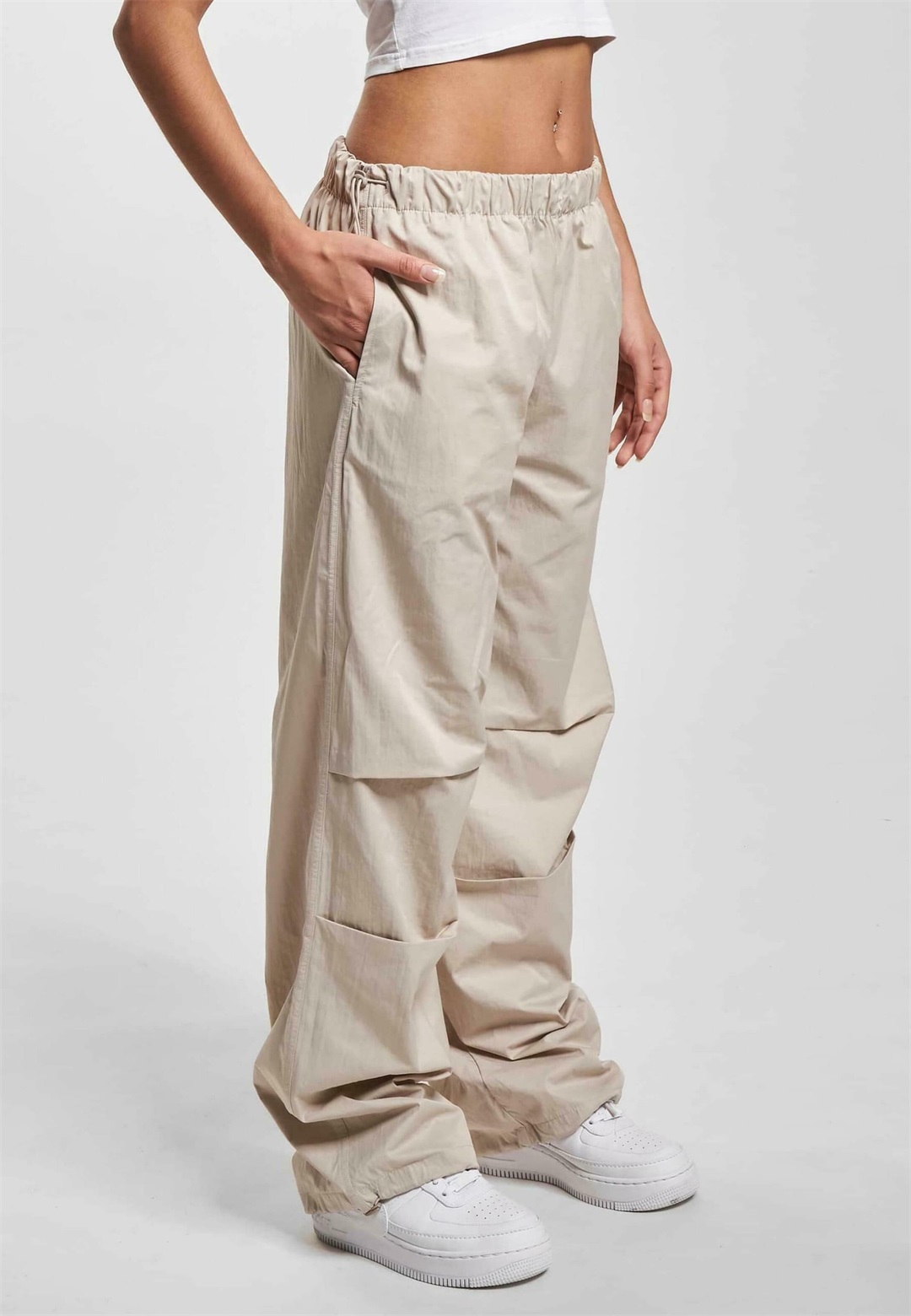 DEF WIDE - Stoffhose - sand