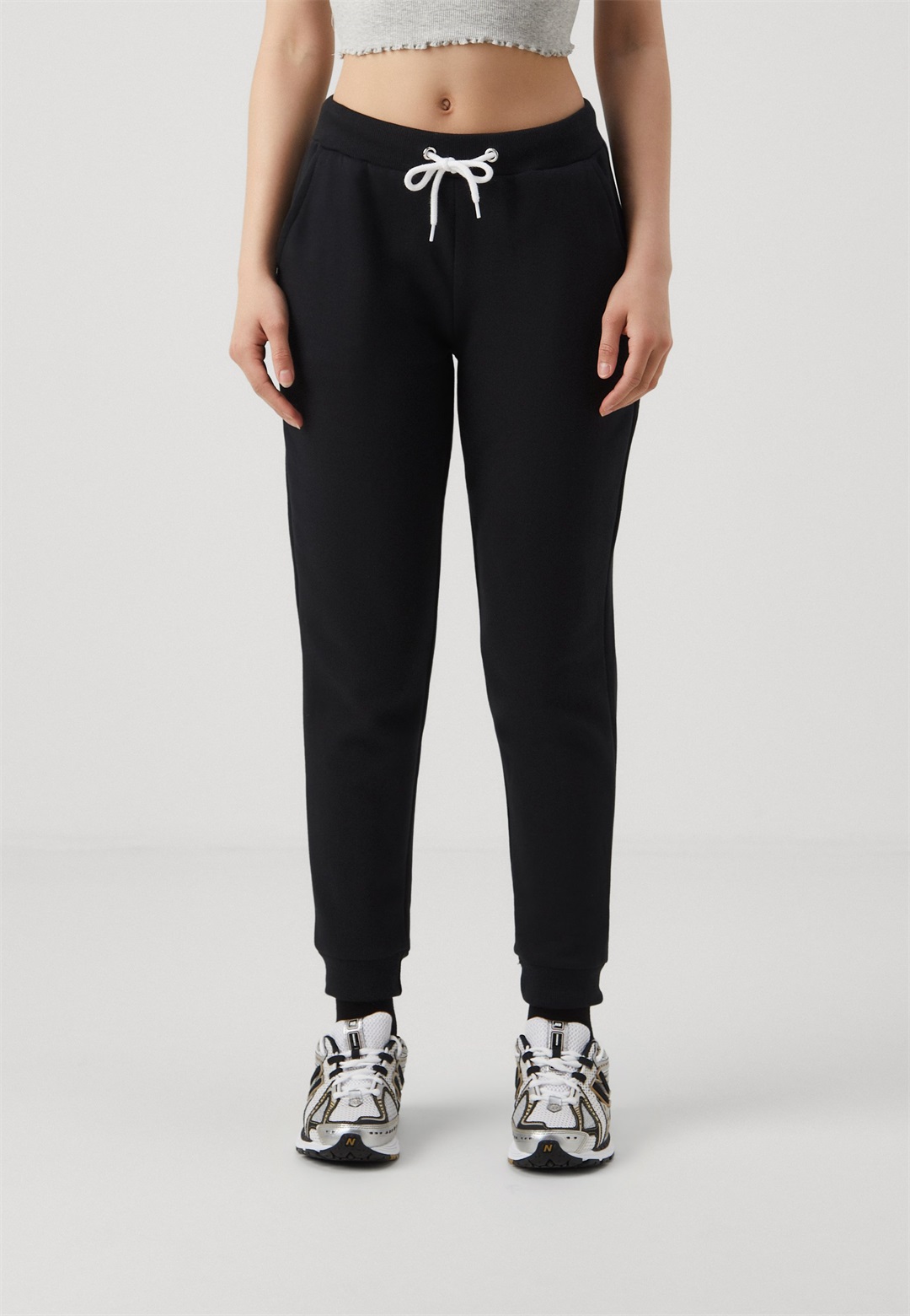 Even&Odd JOGGERS - Jogginghose - black/schwarz