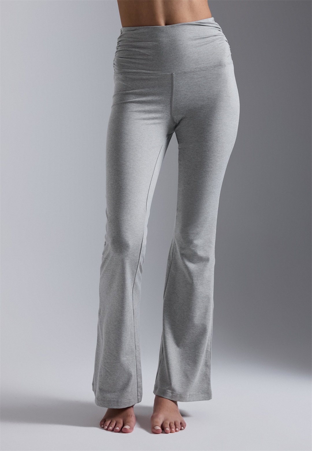 Even&Odd active FLARED HIGH RISE LEGGINGS WITH SIDE RUCHING - Tights - mottled light grey/hellgrau-meliert