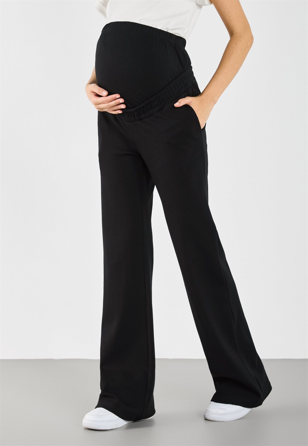 Even&Odd Maternity Jogginghose - black/schwarz