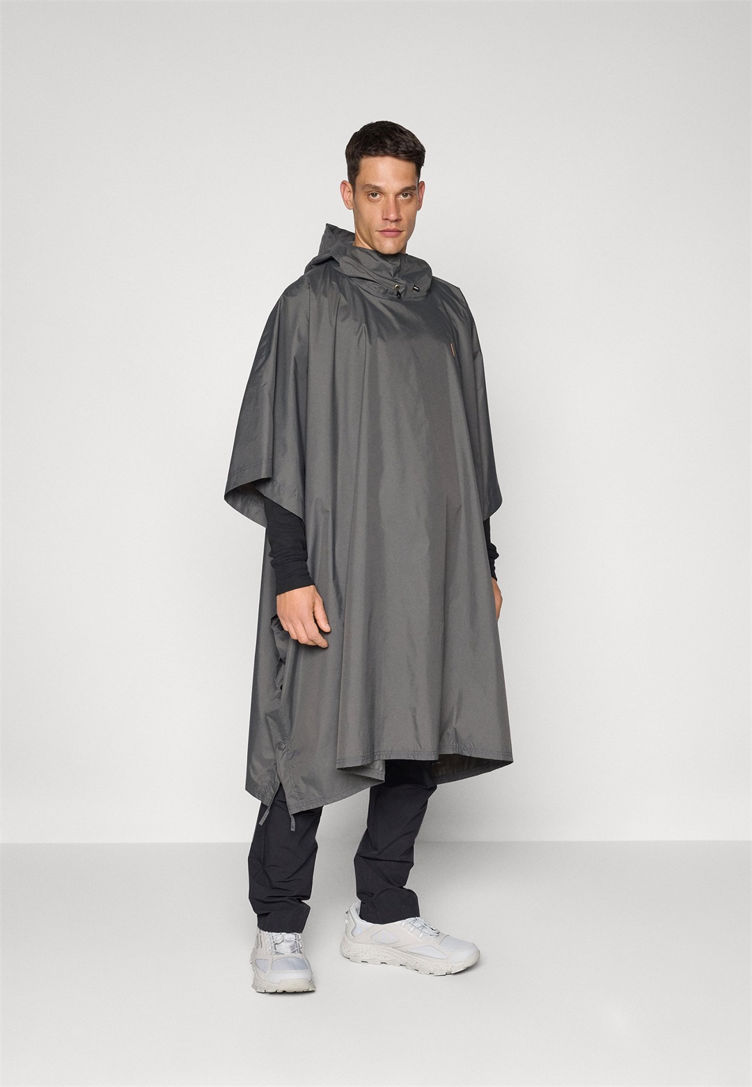 Fjällräven PONCHO UNISEX - Regenjacke / wasserabweisende Jacke - graphite/dunkelgrau