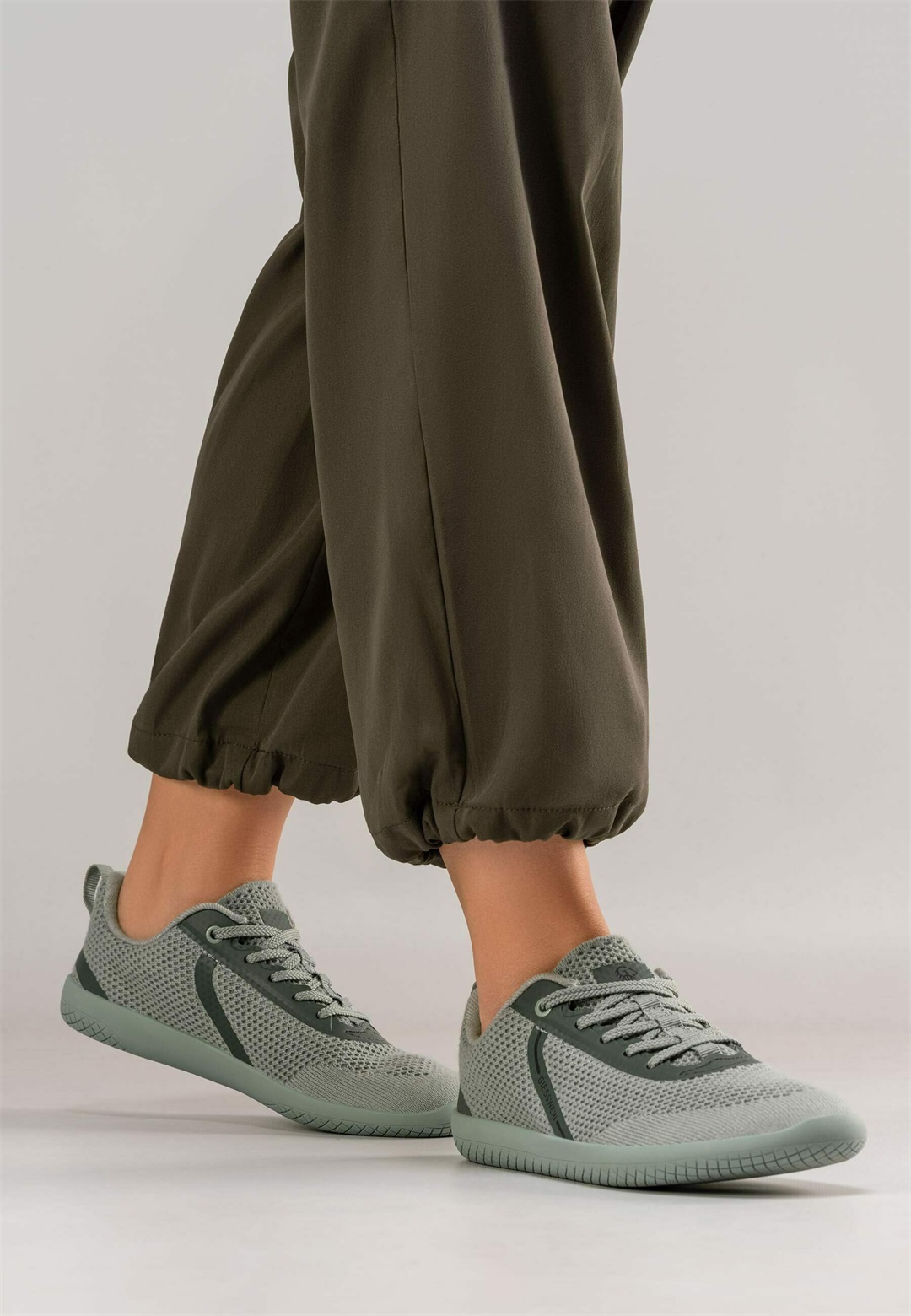 Giesswein BAREFOOT - Sneaker low - heugrün/mint