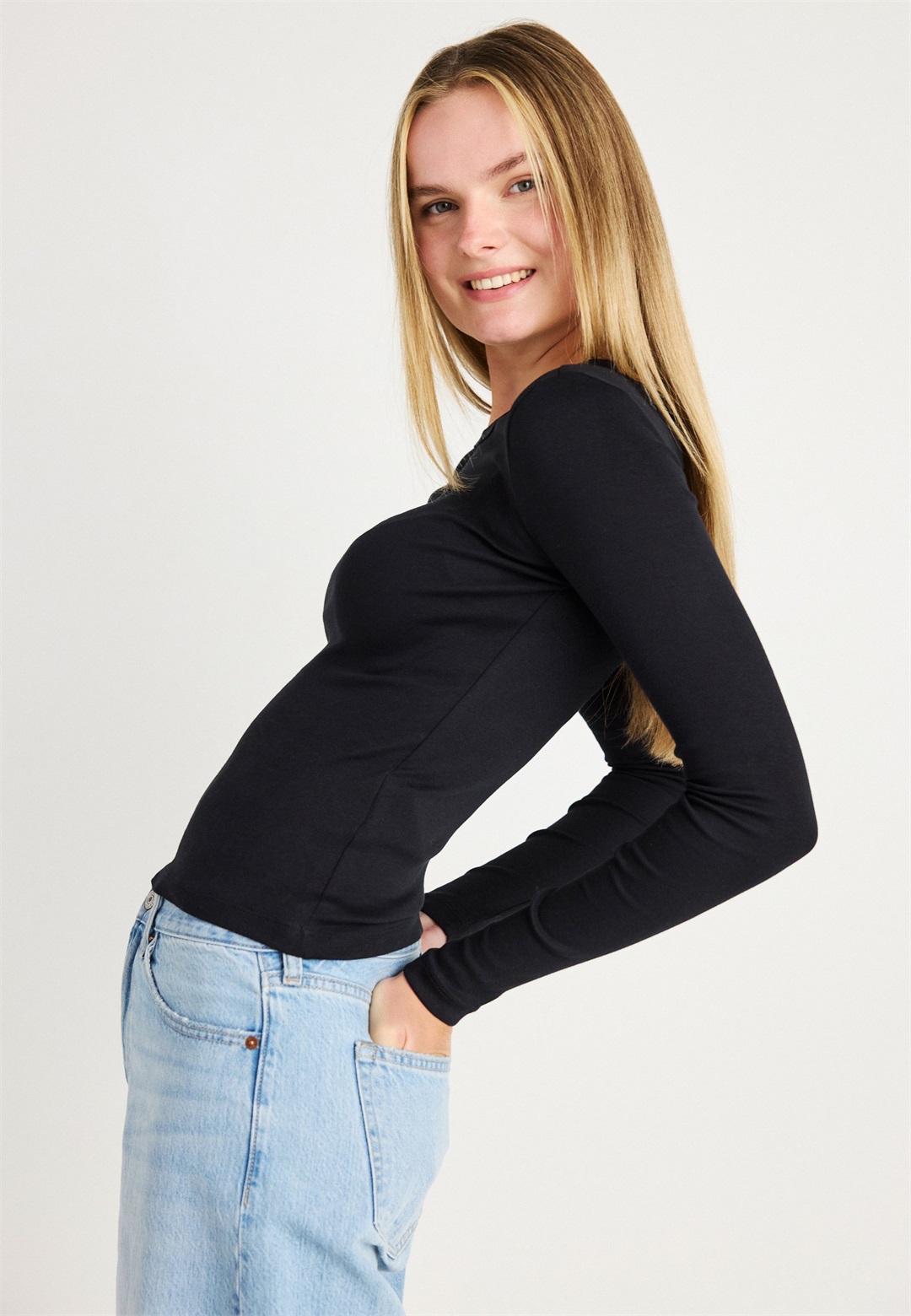 Gina Tricot BASIC LONG SLEEVE - Langarmshirt - black/schwarz