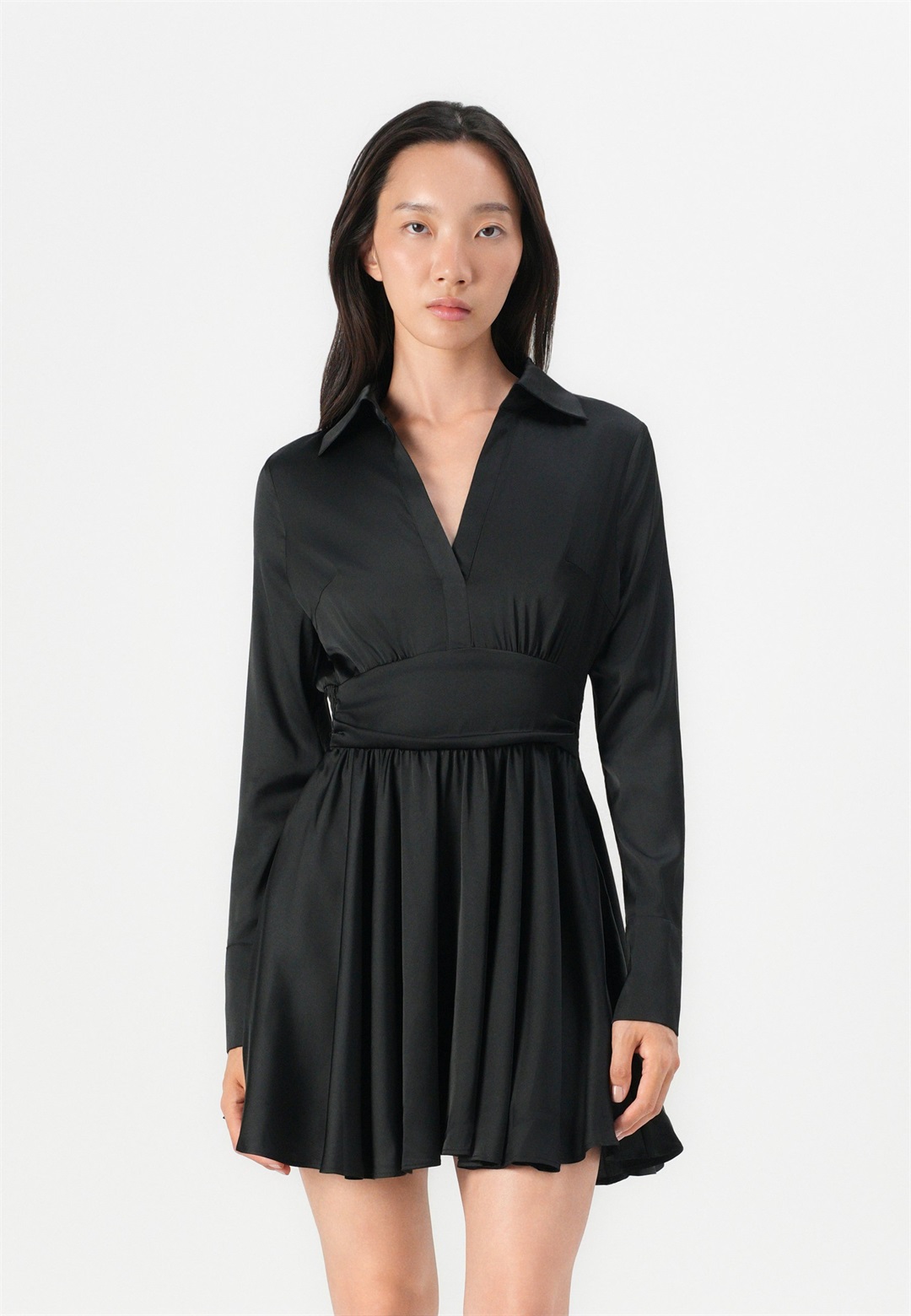 Guess CONCETTA FLARE DRESS - Freizeitkleid - jet black/schwarz