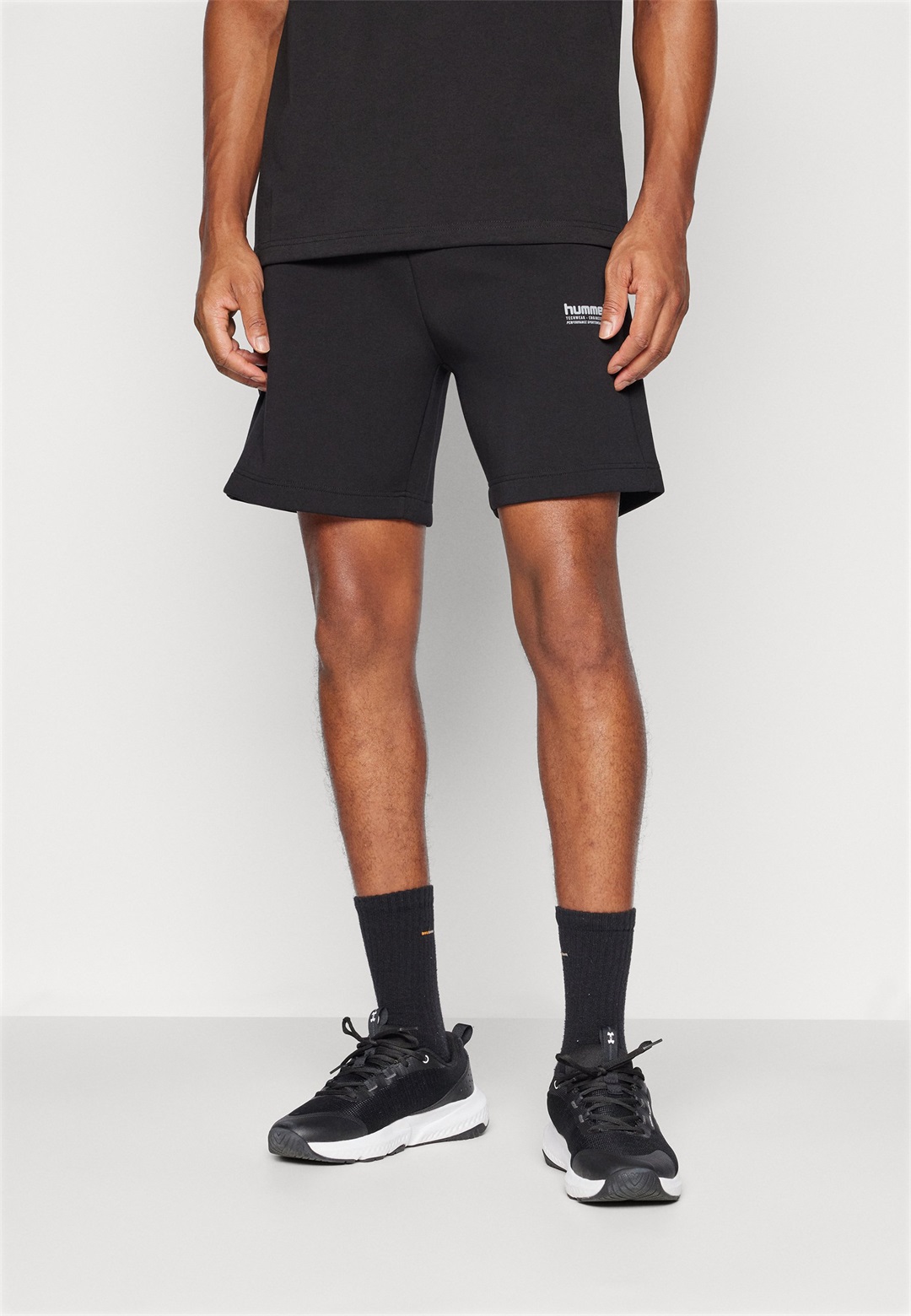 Hummel SHORTS - Kurze Sporthose - black/schwarz