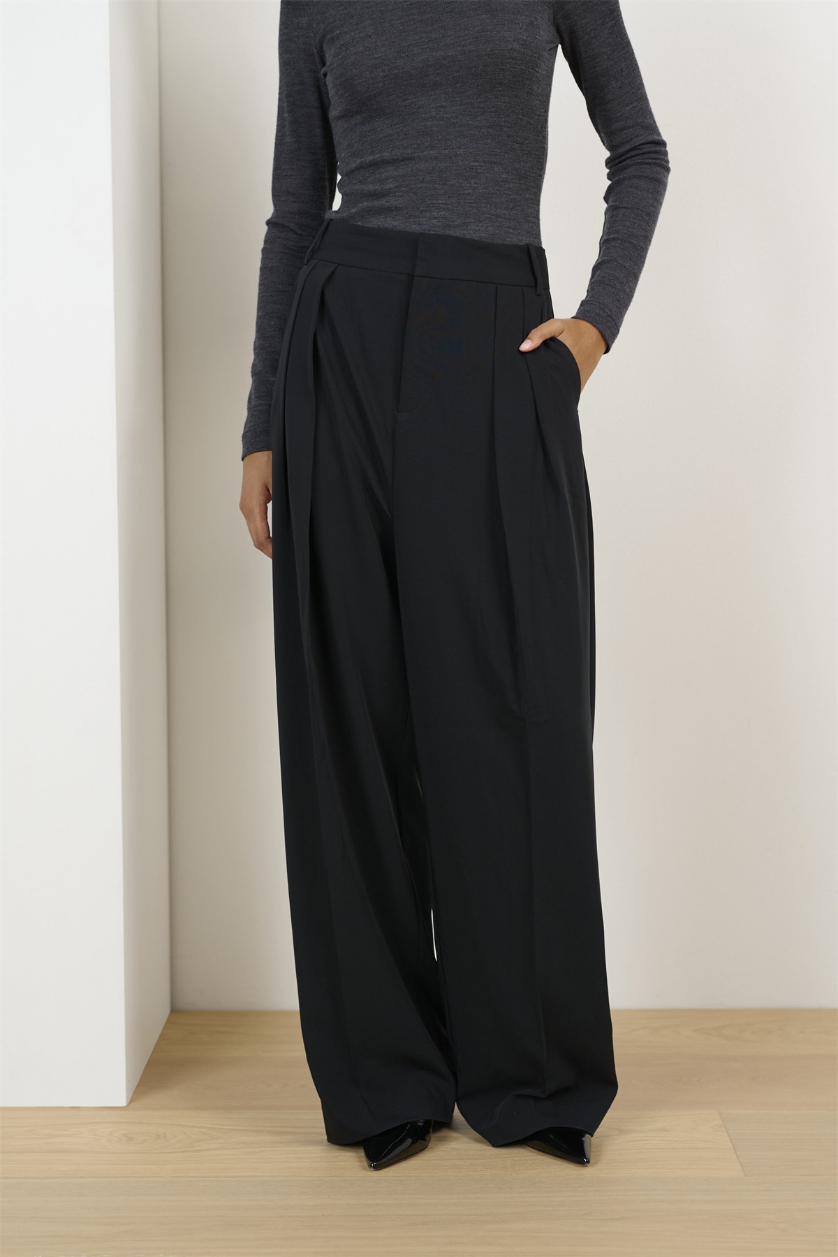 InWear NATALYAIW PLEATED - Stoffhose - black/schwarz