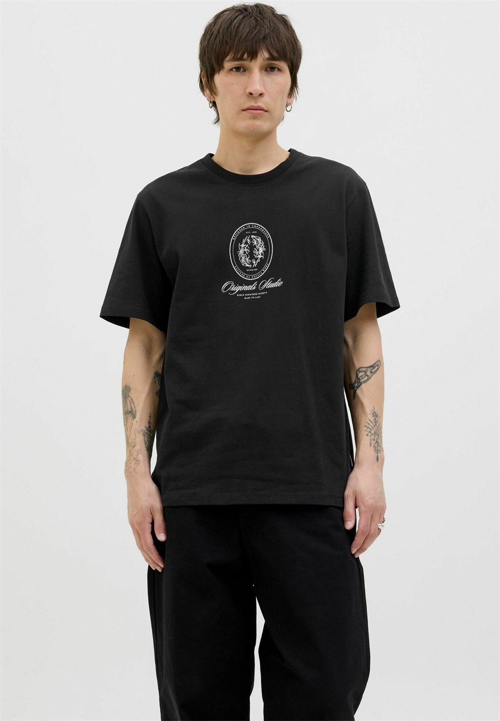 Jack & Jones JORDIA GRAPHIC FRONT CREW NECK - T-Shirt print - black/schwarz