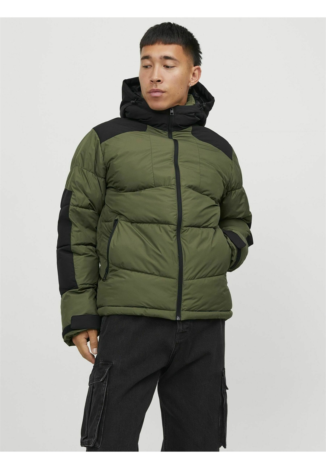 Jack & Jones JCOOTIS - Winterjacke - olive night/oliv
