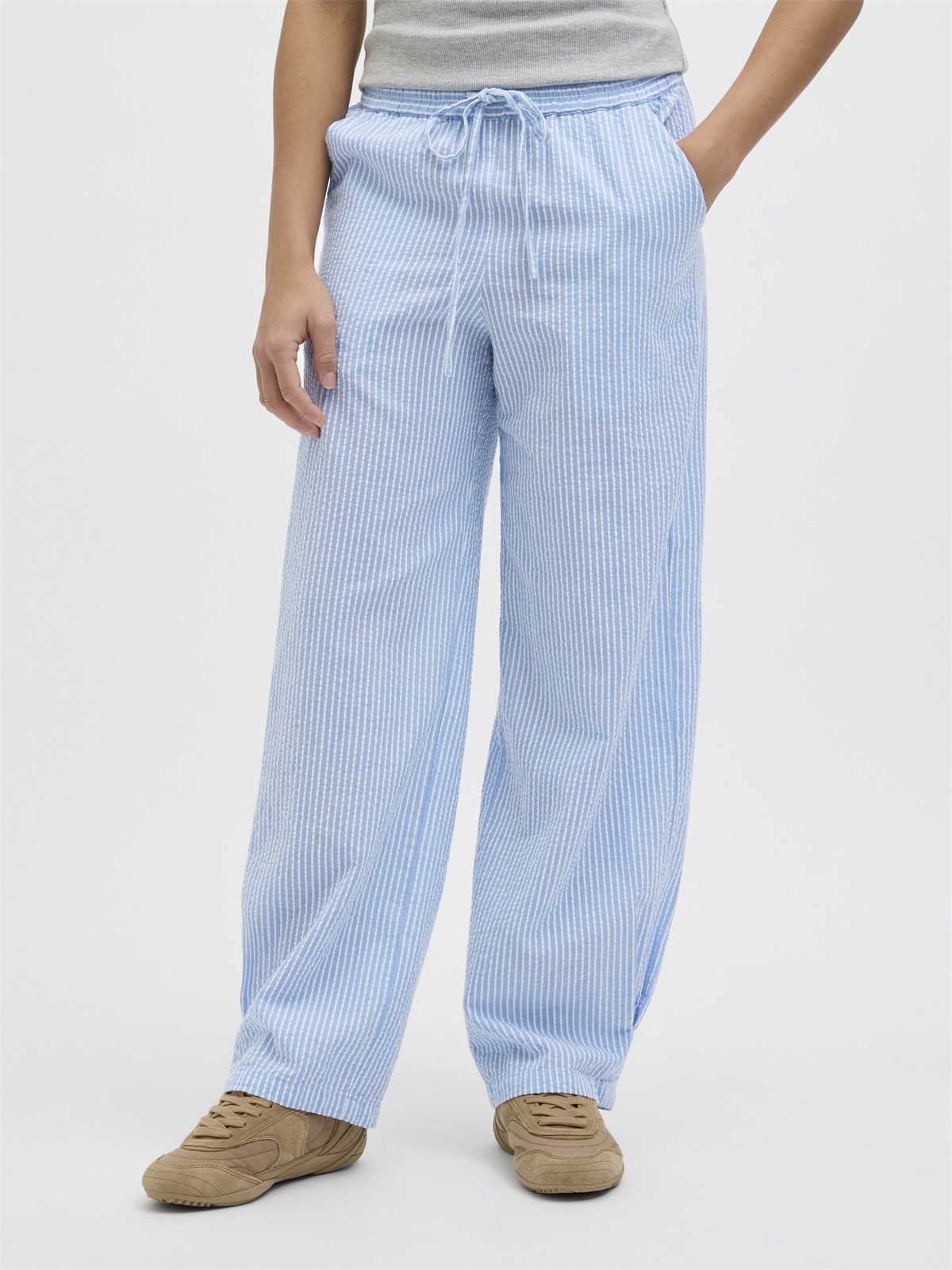 JJXX JXWINDY SEERSUCKER BARREL PANT - Stoffhose - blue/hellblau