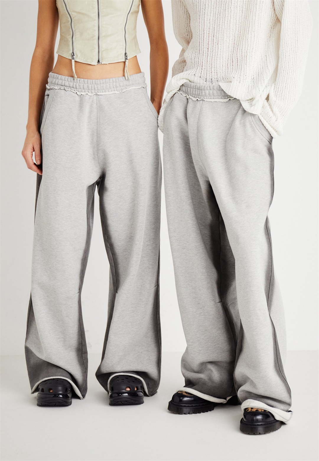 Jaded London SPRAY MONSTER JOGGER UNISEX - Jogginghose - grey/grau