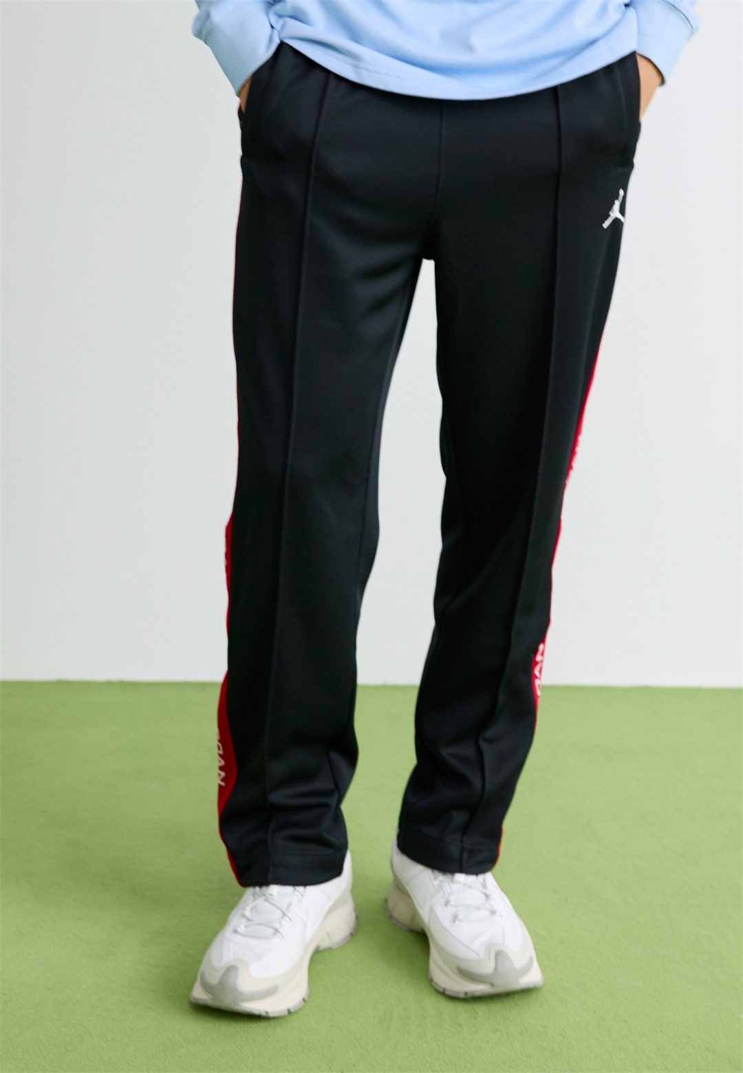 Jordan TRACK SUIT PANT - Jogginghose - black/gym red/white/schwarz