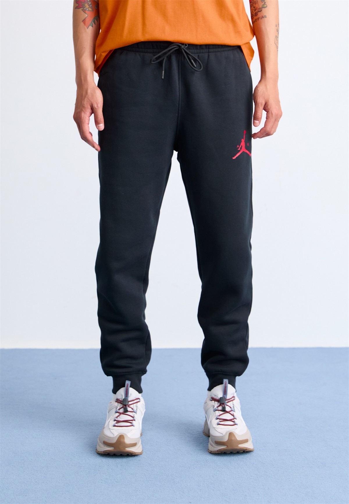Jordan JUMPMAN PANT - Jogginghose - black/gym red/schwarz