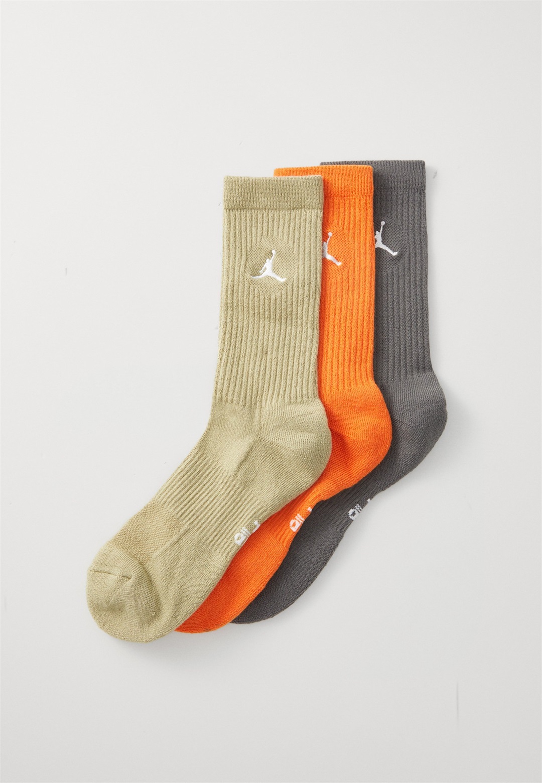 Jordan EVERYDAY CUSH CREW 3 PACK UNISEX - Sportsocken - medium khaki/iron grey/starfish/white/schwarz