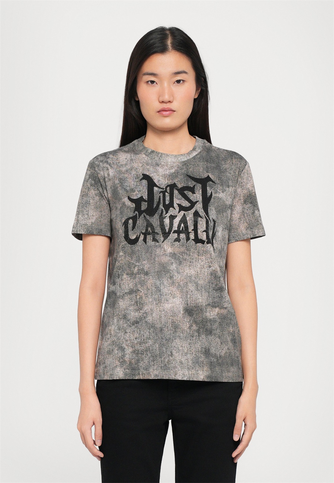 Just Cavalli TEXTURE LOGO GOTHIC - T-Shirt print - moon rock/lila