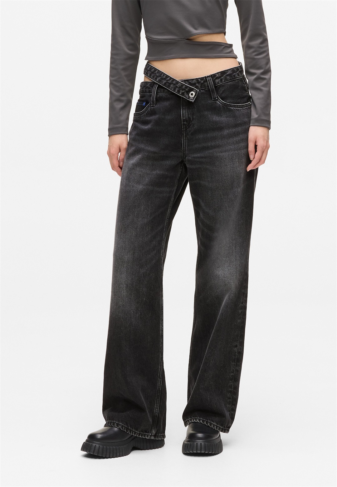 Karl Lagerfeld Jeans CUT-OUT WAIST RELAXED - Jeans Relaxed Fit - washed black/black denim