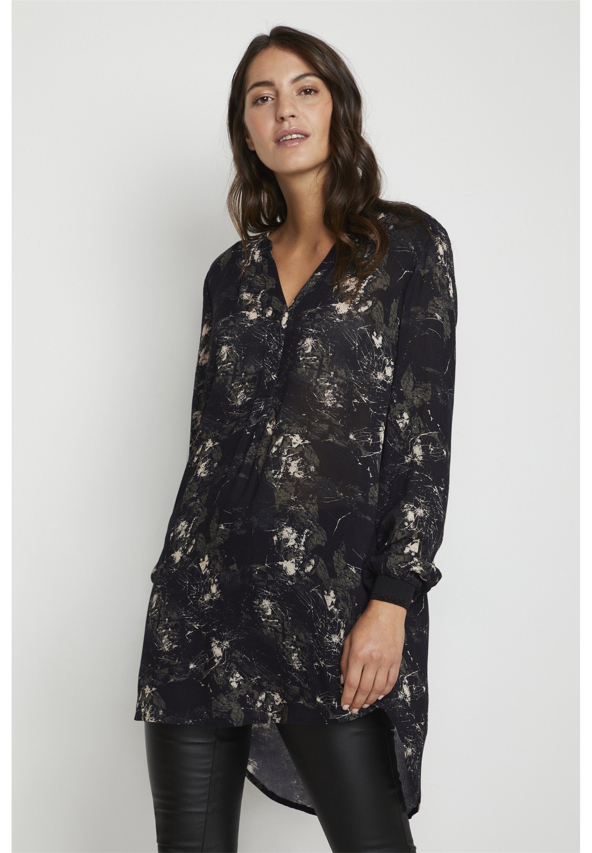 Kaffe BPALICE - Tunika - black/green graphic print/schwarz