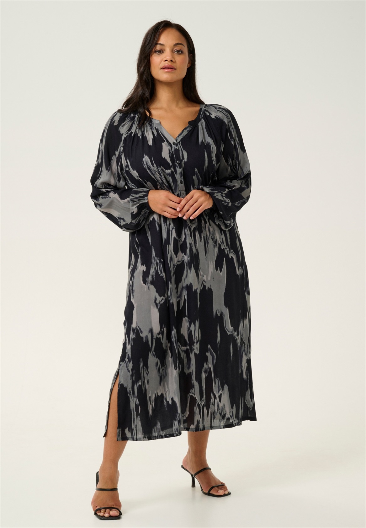 Kaffe Curve KCSILLA - Maxikleid - black white graphic print/schwarz