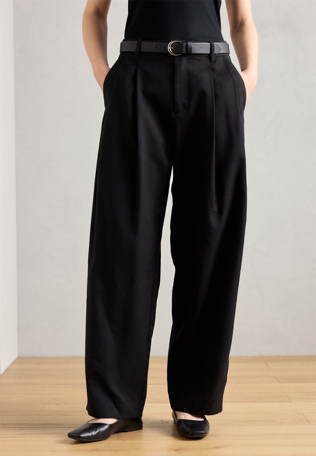 Lindex TROUSERS LINDA - Stoffhose - black/schwarz
