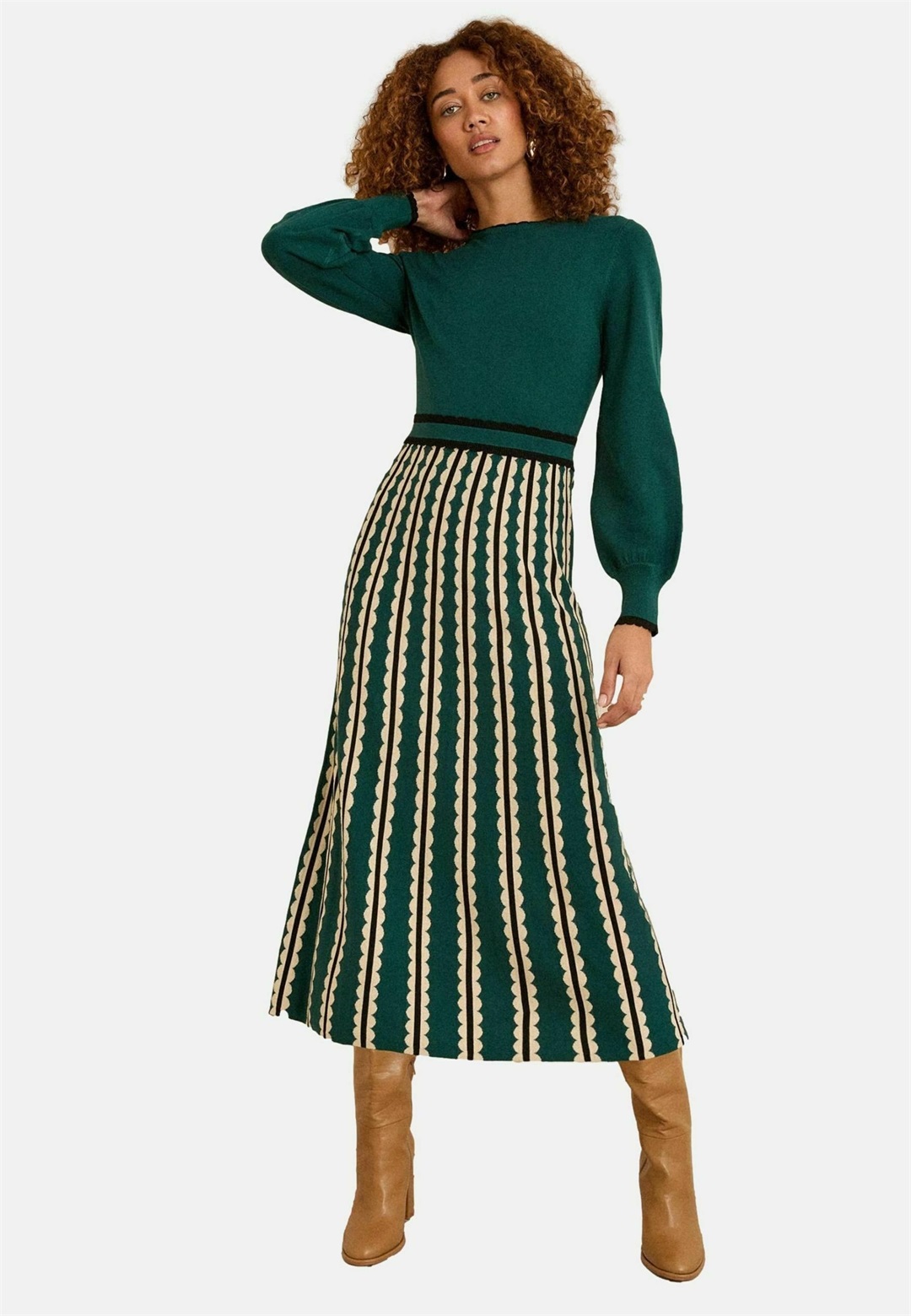 Love & Roses REGULAR FIT - SCALLOP MIDI - Strickkleid - forest green/grün