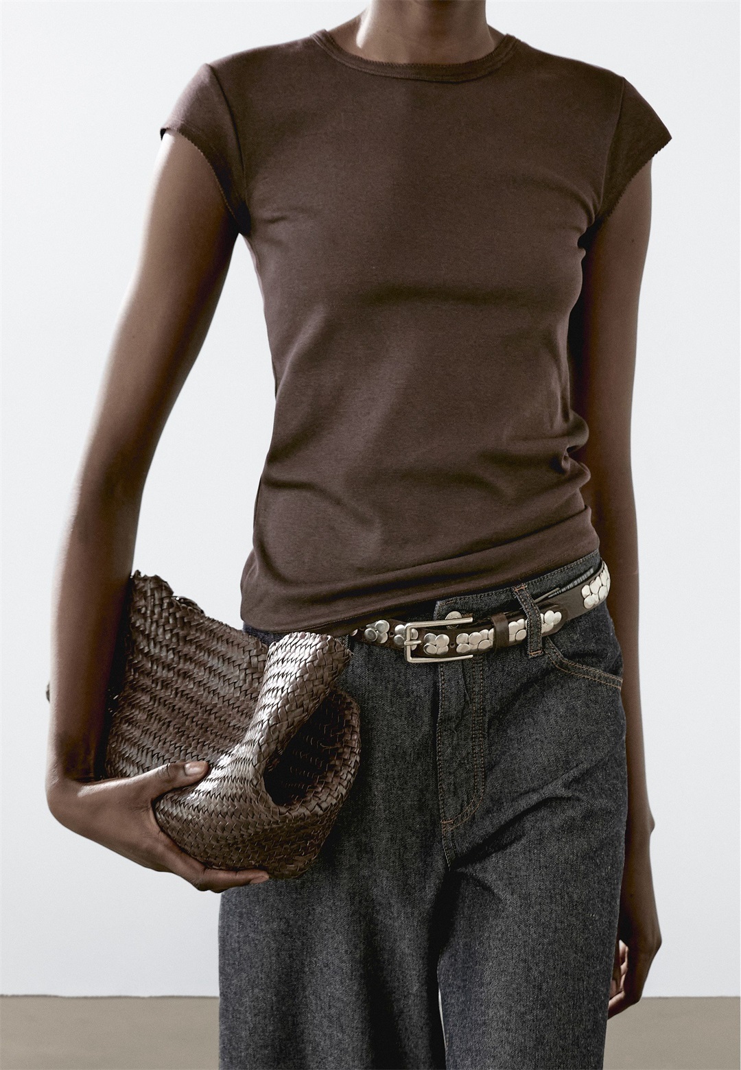 Massimo Dutti SHORT SLEEVE WITH TRIM DETAILS - T-Shirt basic - dark brown/dunkelbraun