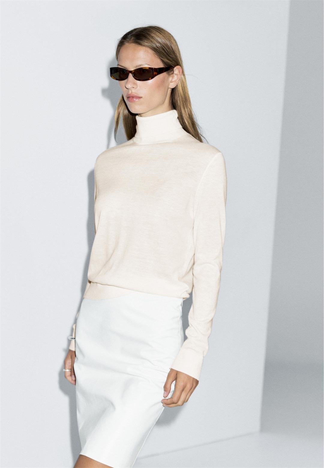 Massimo Dutti Strickpullover - light yellow/hellgelb