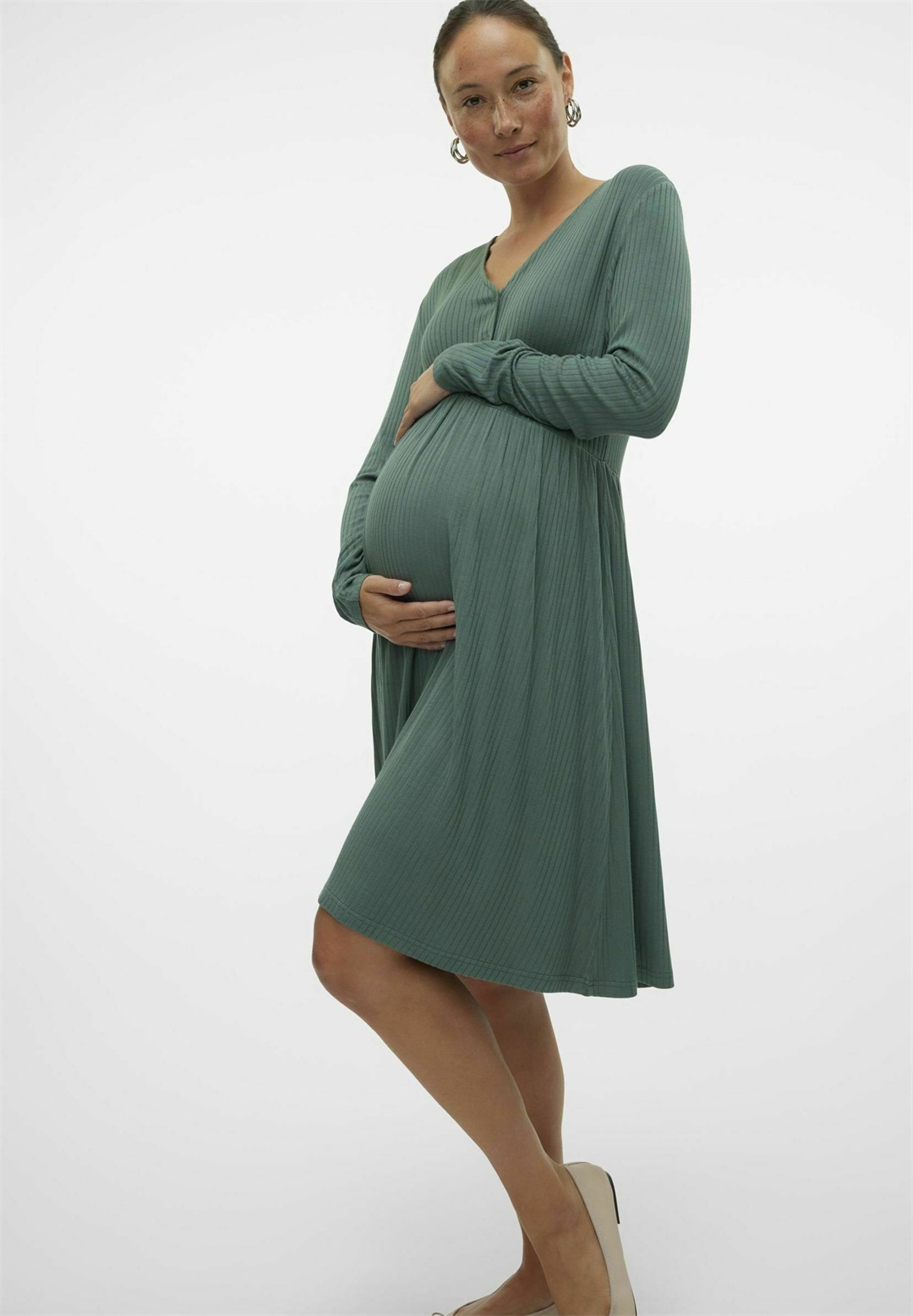 MAMALICIOUS Strickkleid - dark forest/dunkelgrün