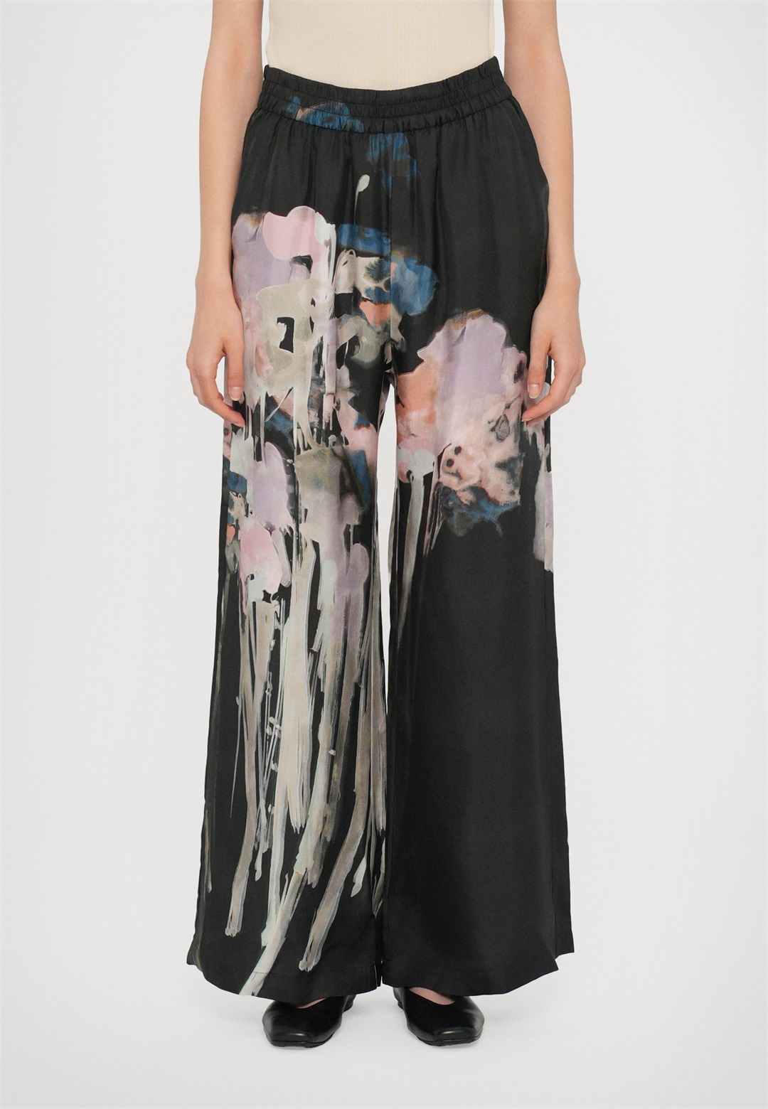 MUNTHE ARUM - Stoffhose - black/schwarz