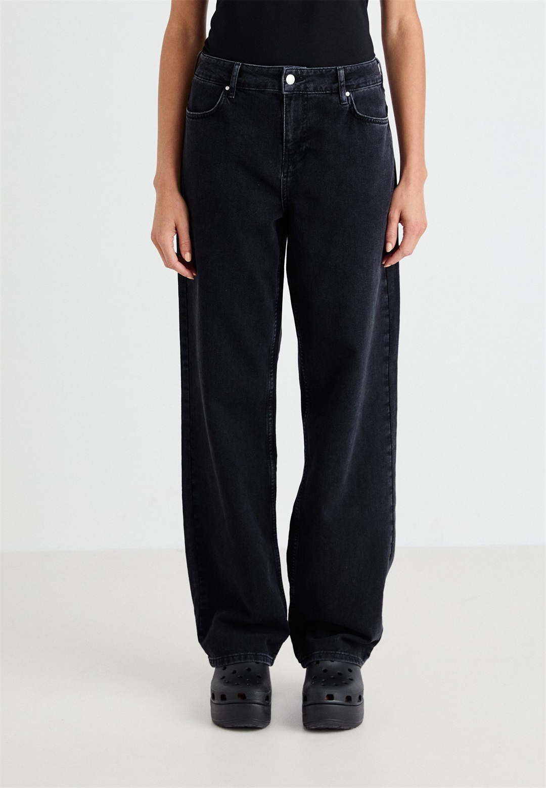 Noisy May NMALEXA - Jeans Relaxed Fit - black/black denim