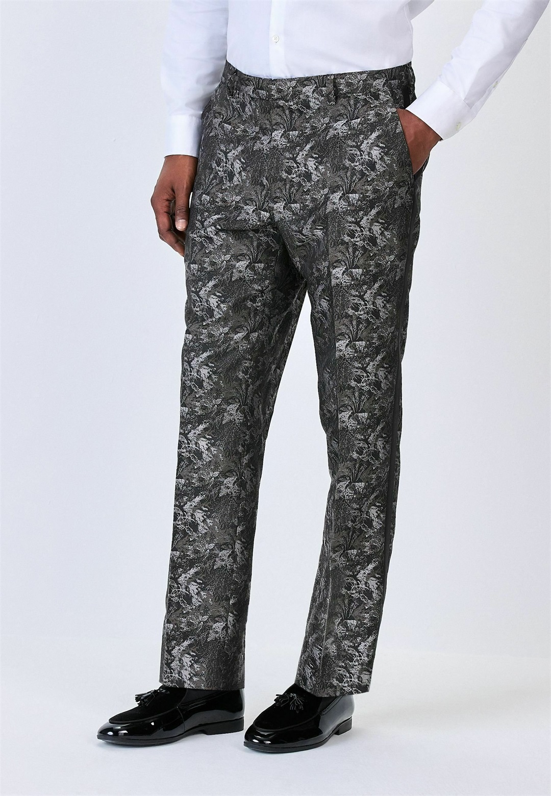 Next REGULAR FIT TAPESTRY DESIGN - Stoffhose - black chrome/silberfarben