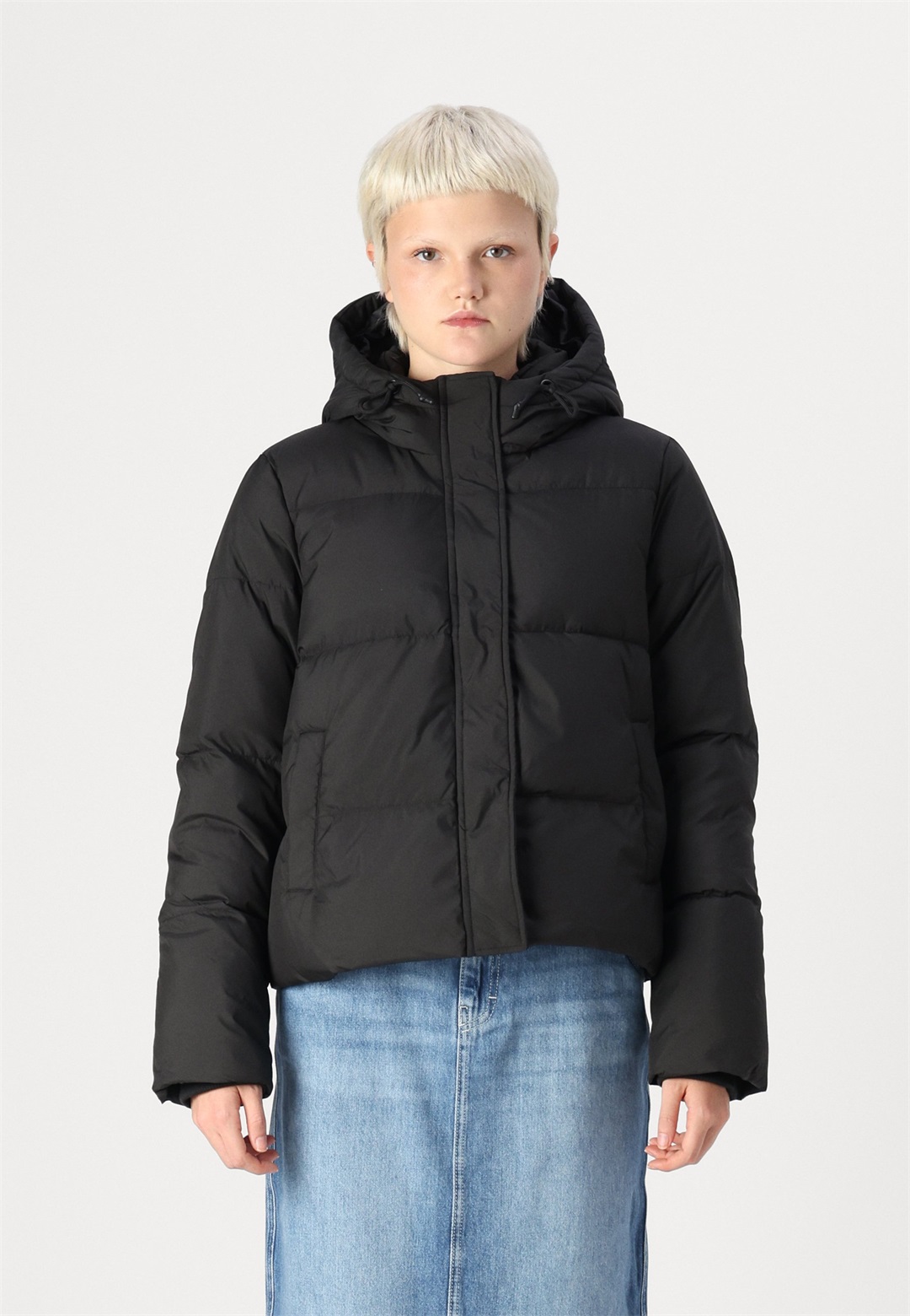 ONLY ONLALICE SHORT JACKET - Daunenjacke - black/schwarz