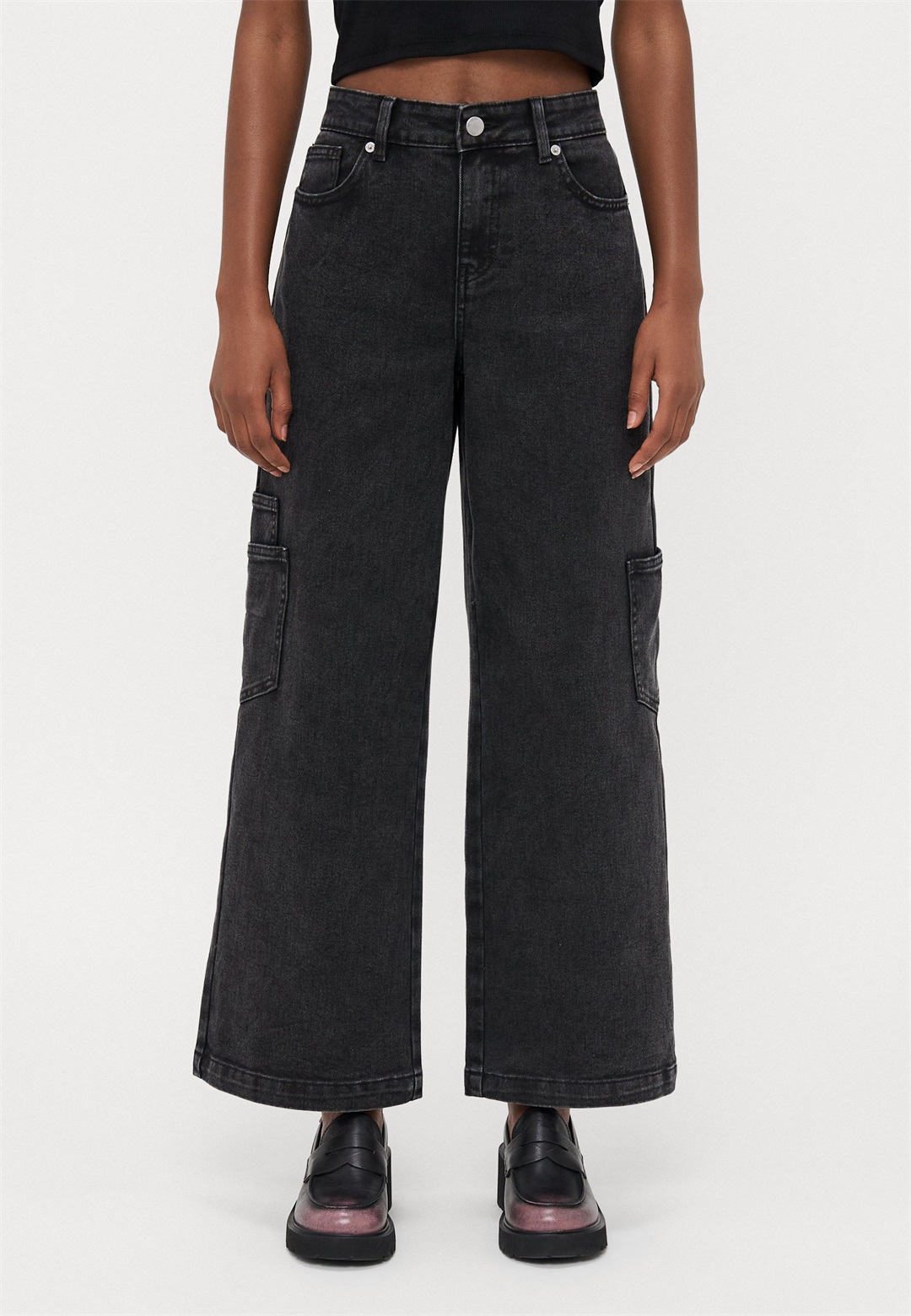 ONLY Petite ONLKIRA CARGO - Wide Leg - washed black/black denim