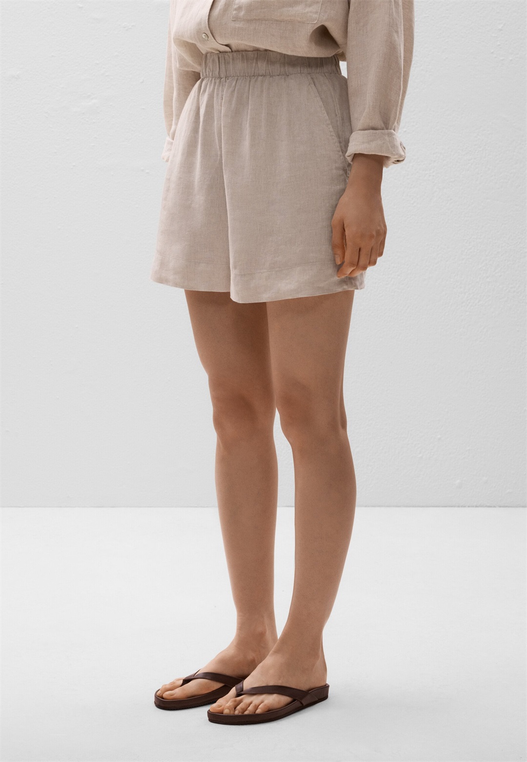 OYSHO LINEN BERMUDA - Shorts - stone/stein